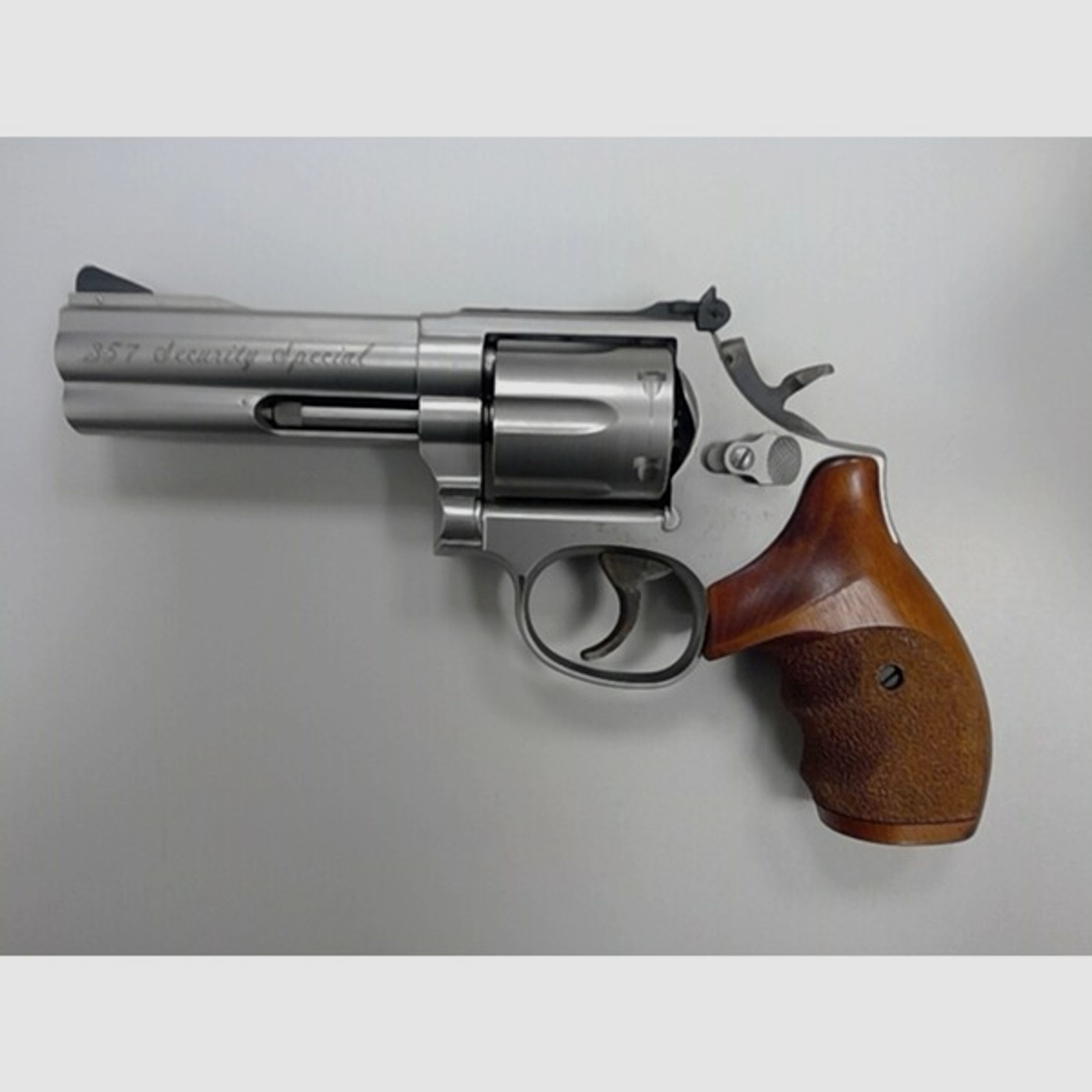 Revolver Smith&Wesson Security Special 4' Kal.357 Mag. gebraucht