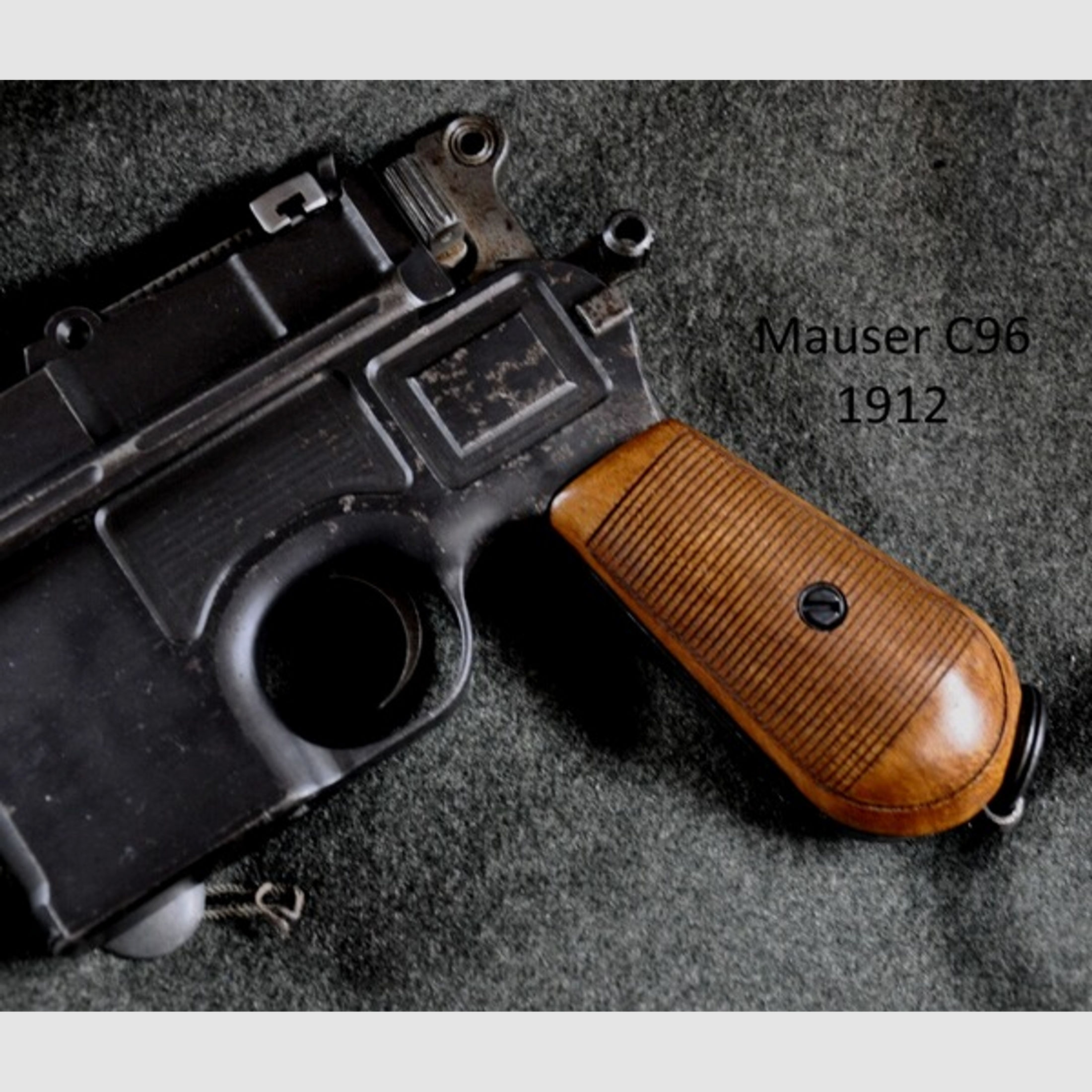 Nussbaum-Griffschalen für Pistole Mauser C96
