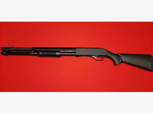Winchester Vorderschaftsrepetierflinte SXP Defender High Capacity Kal. 12/76 LL 51cm