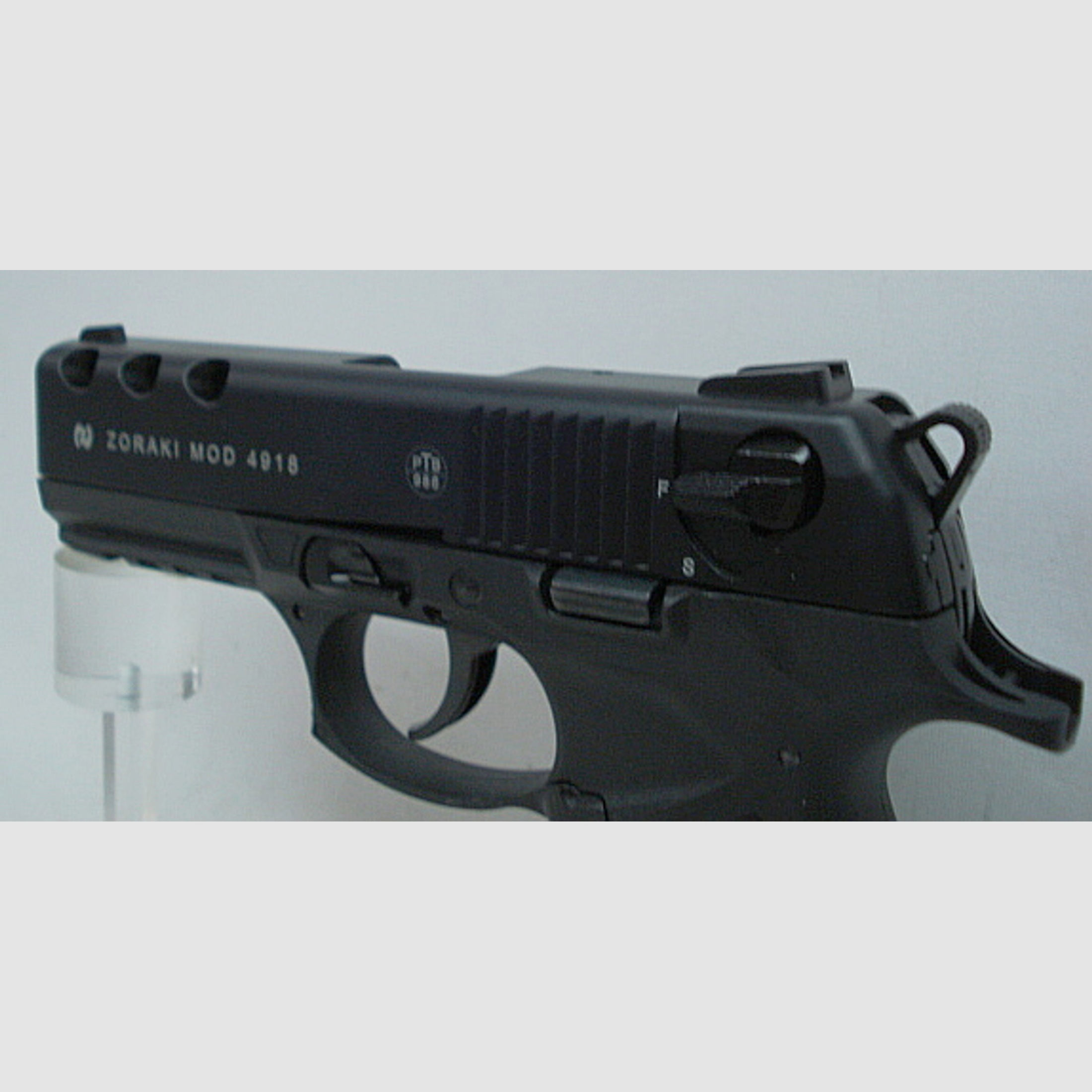 4918 Kal.9mm P.A.K. - schwarz,18Schuss