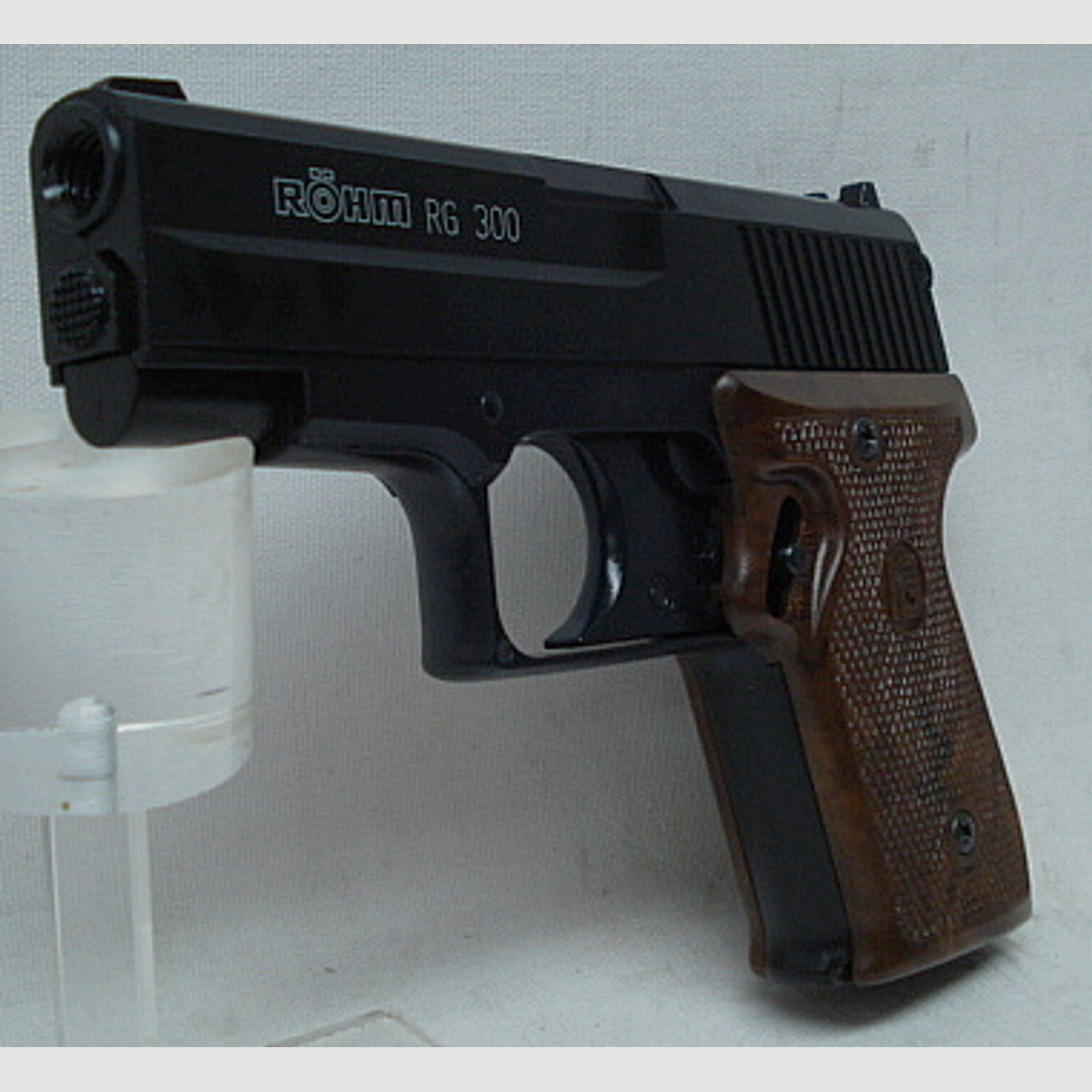 RG 300 6mm Folbert,10 Schuss - mit Kunststoffgriffschale brau