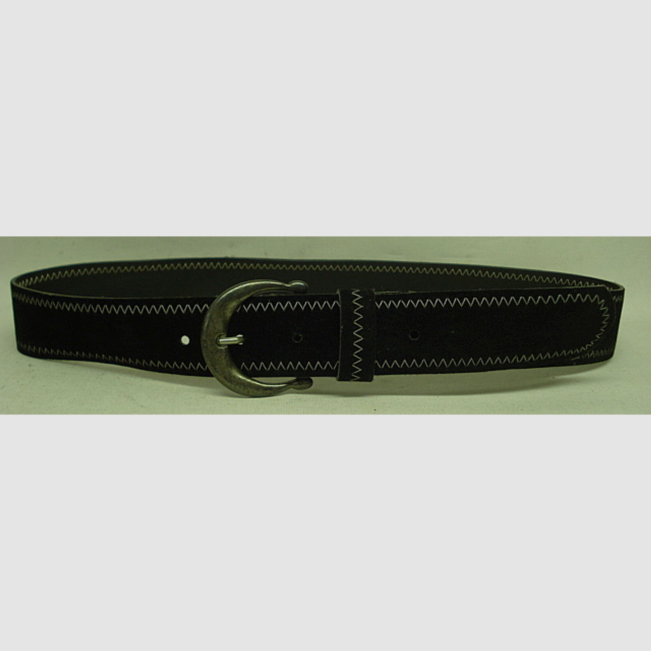 Velour-Leder 76 cm Länge - schwarz weiße Zackenumrandung