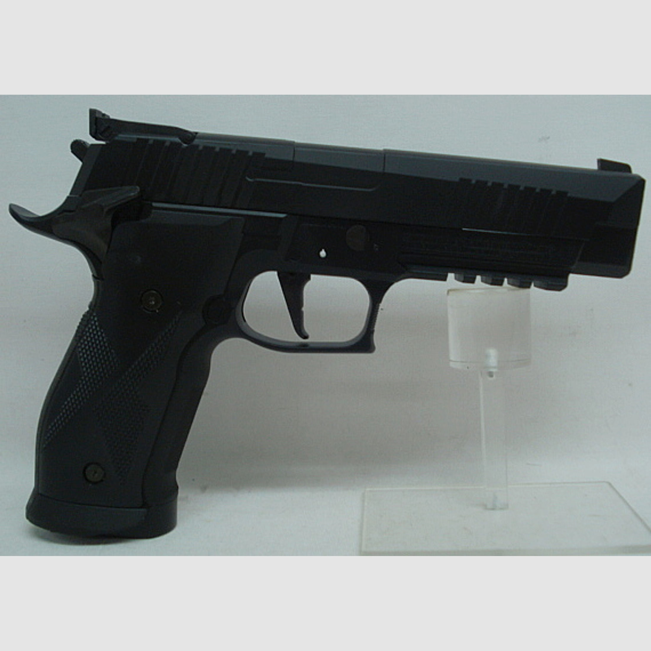 P226 X-Five Kal.4,5mm - Diabolo,BlowBack,20Schuss