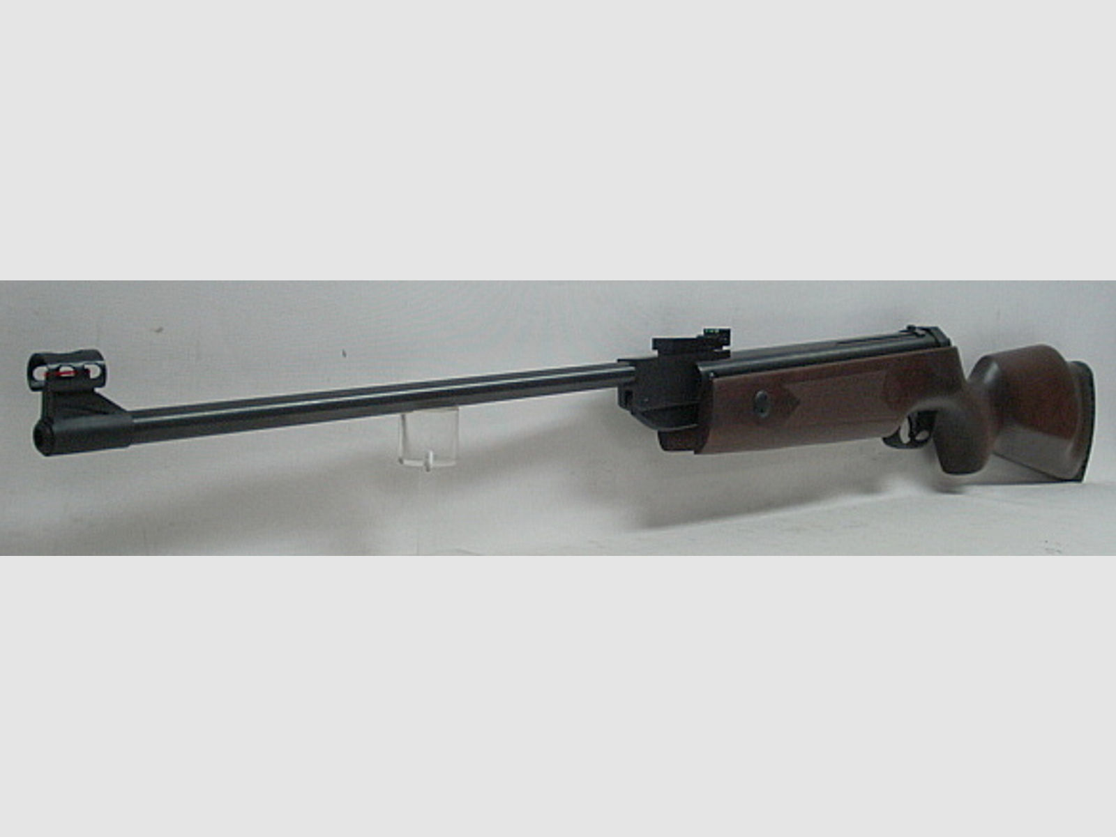 Hunter Force 750 Kal.4,50mm - inkl 4x32 ZF, Mikrometervisier