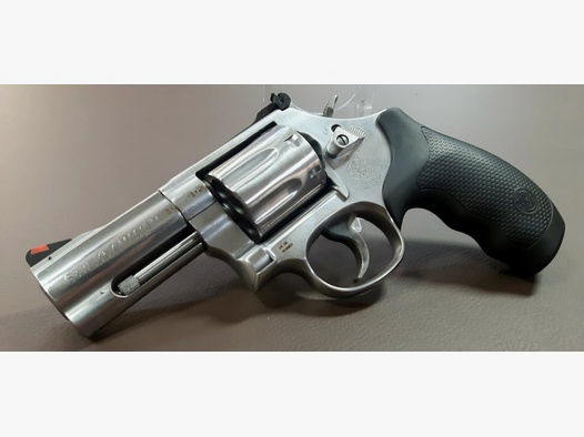 S&W 686 Plus 3" Revolver .357 Mag. 7 Schuss Trommel Stainless