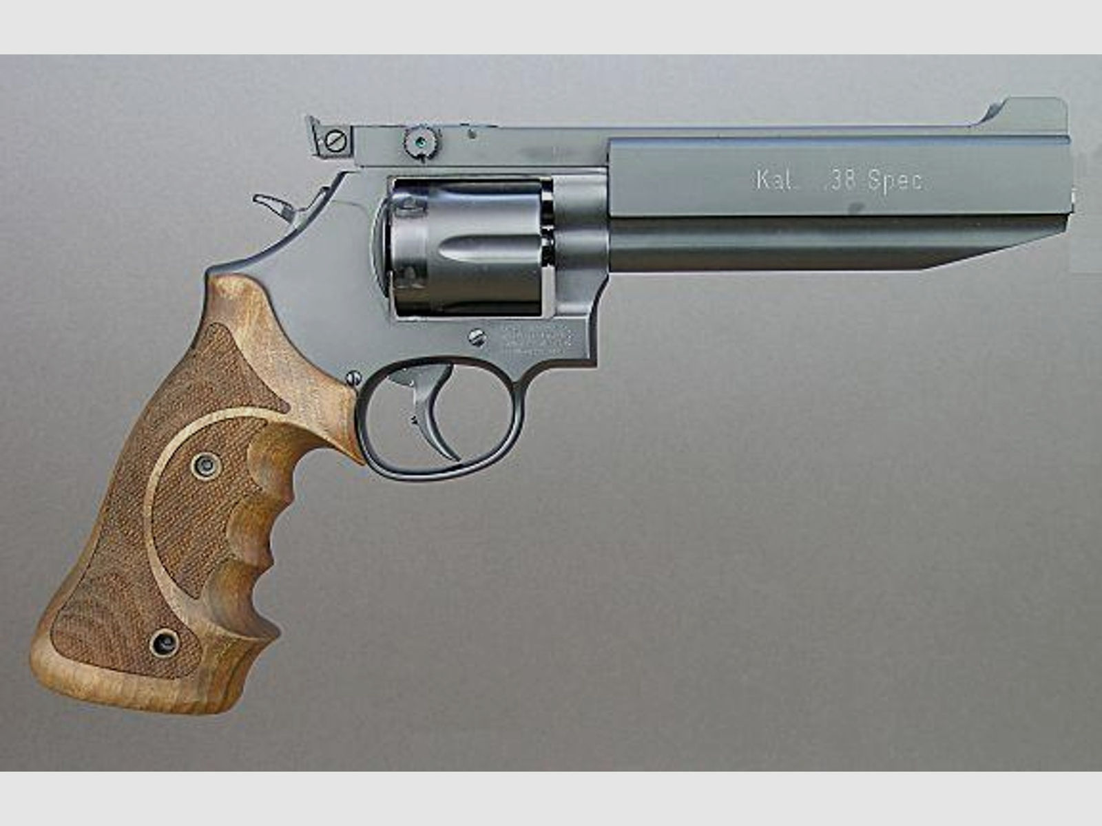 T'n T Triebel Revolver Mod. Terminator-S&W L-Rahmen .357Mag