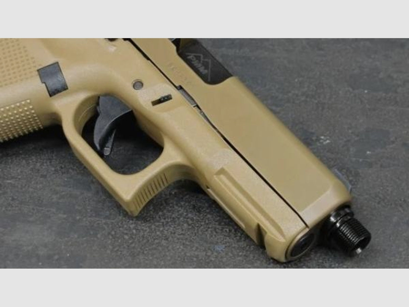 GLOCK Pistole Mod. 19X coyote 9mmLuger   mit Gewindelauf