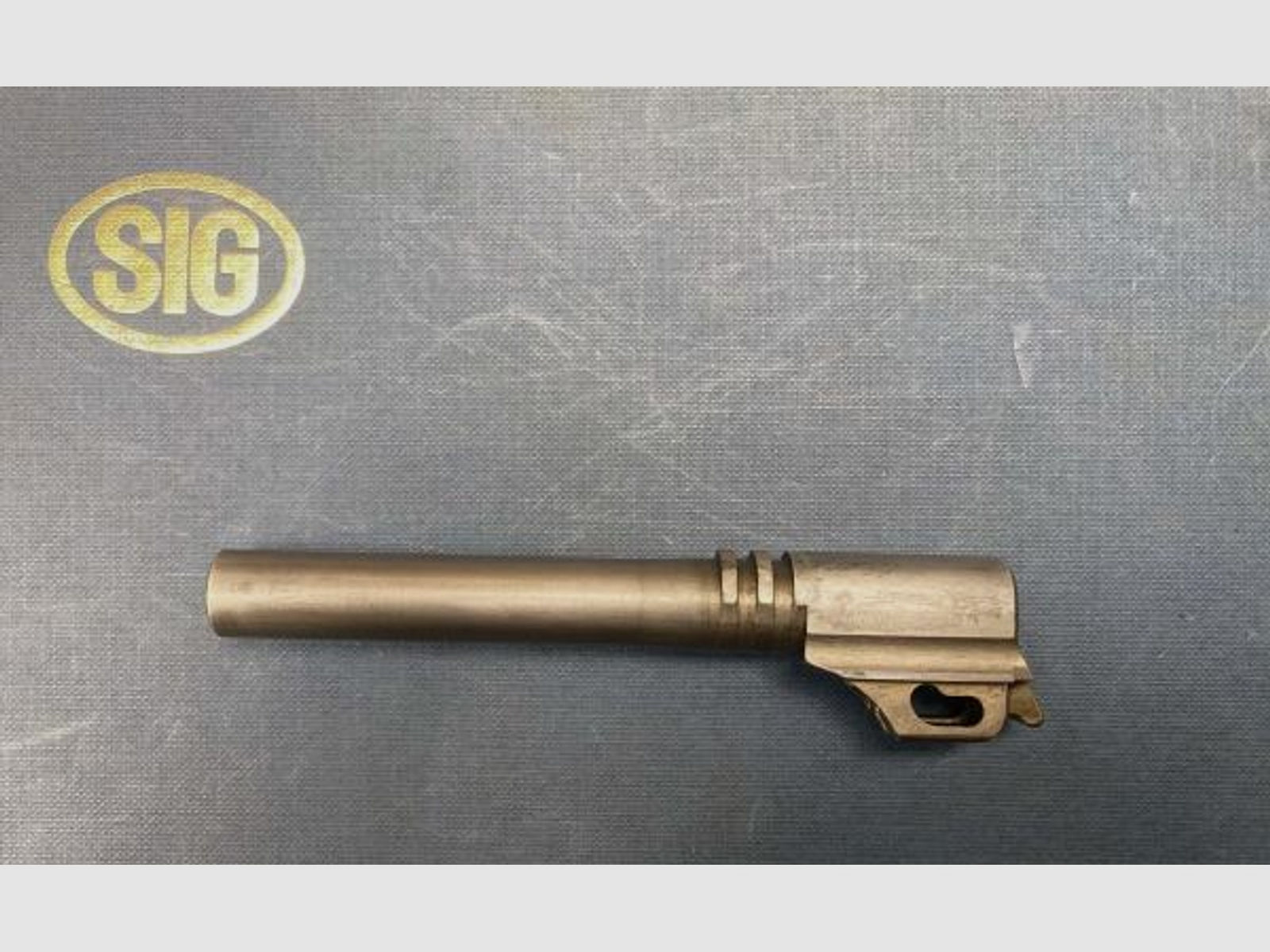 SIG -SwissMade- Pistole (gebraucht) Mod. P210 -6 /5' 9mmLuger   (2)