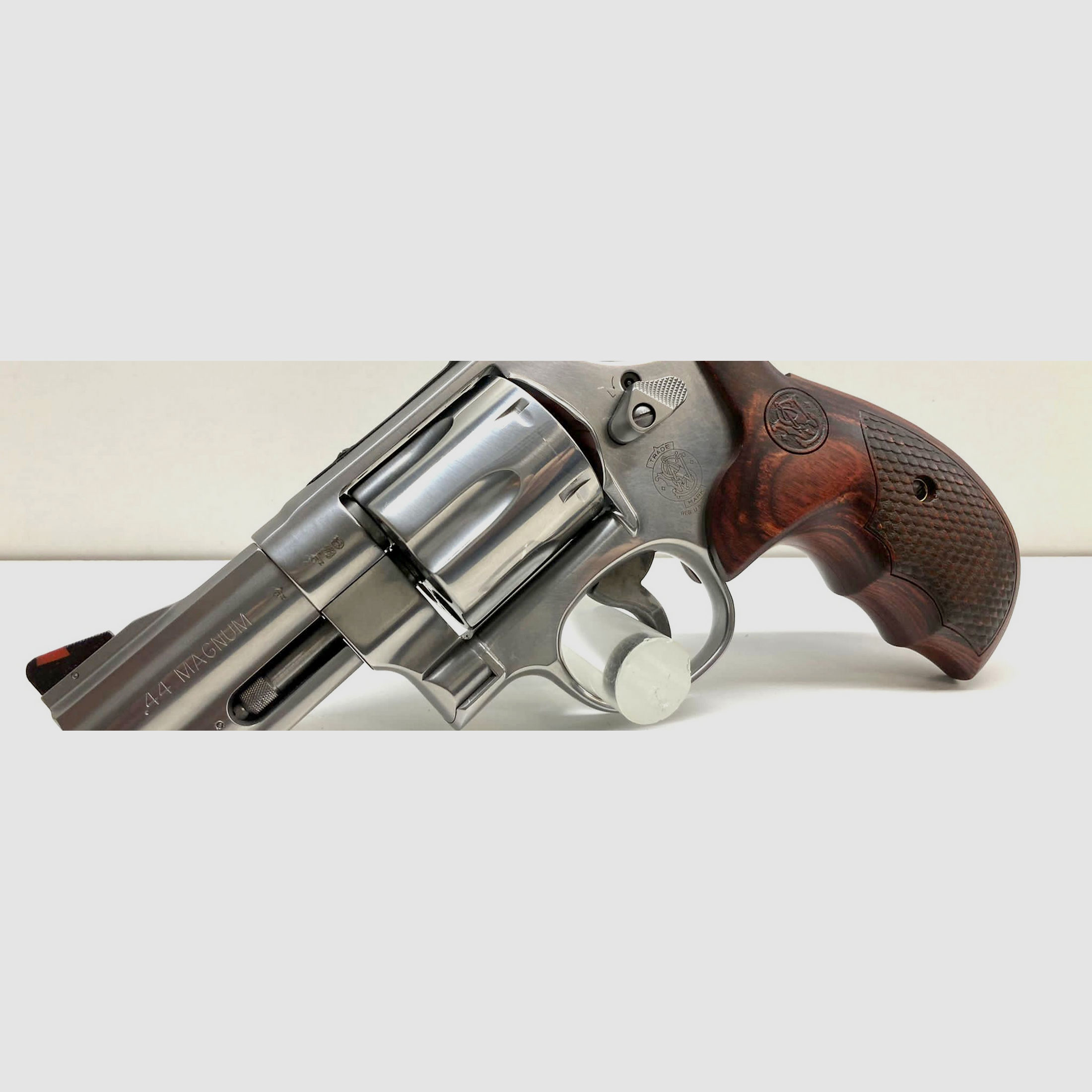 Smith & Wesson S & W Revolver Mod. 629 DELUXE 3" RR