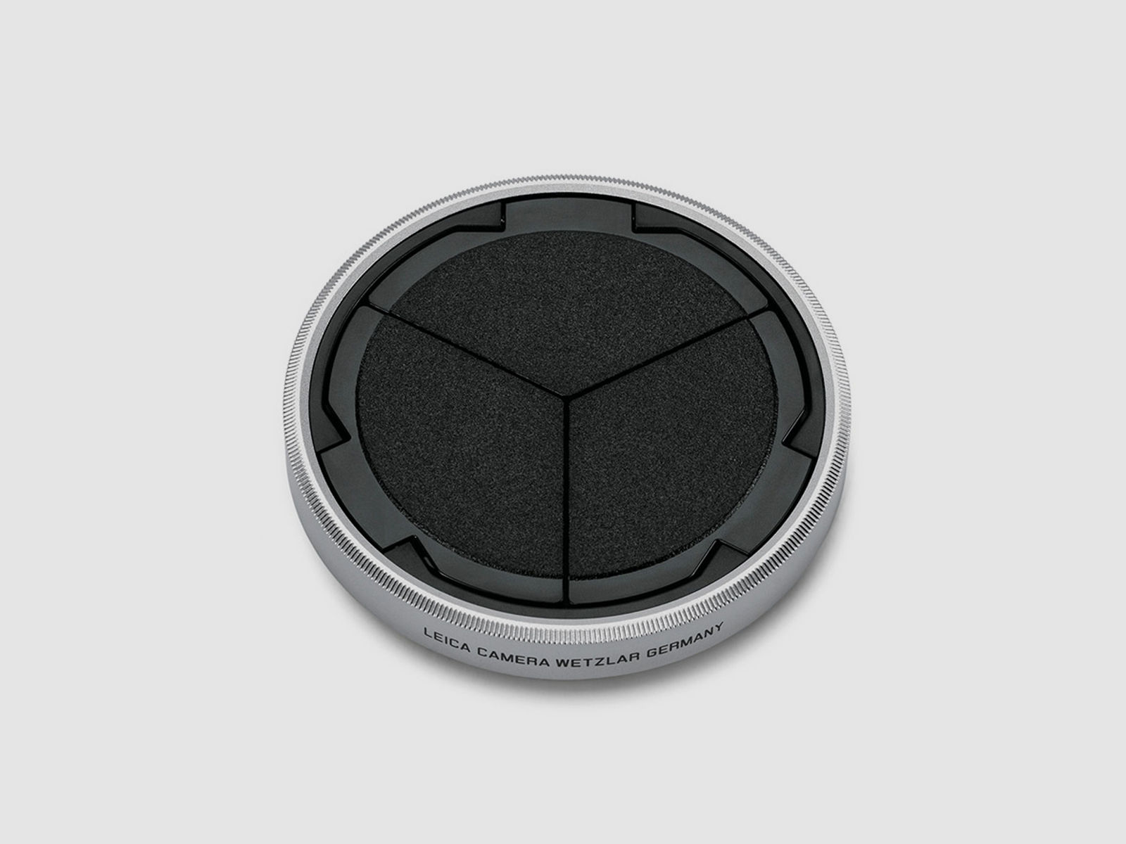 Auto Objektivdeckel D-Lux, silber/schwarz