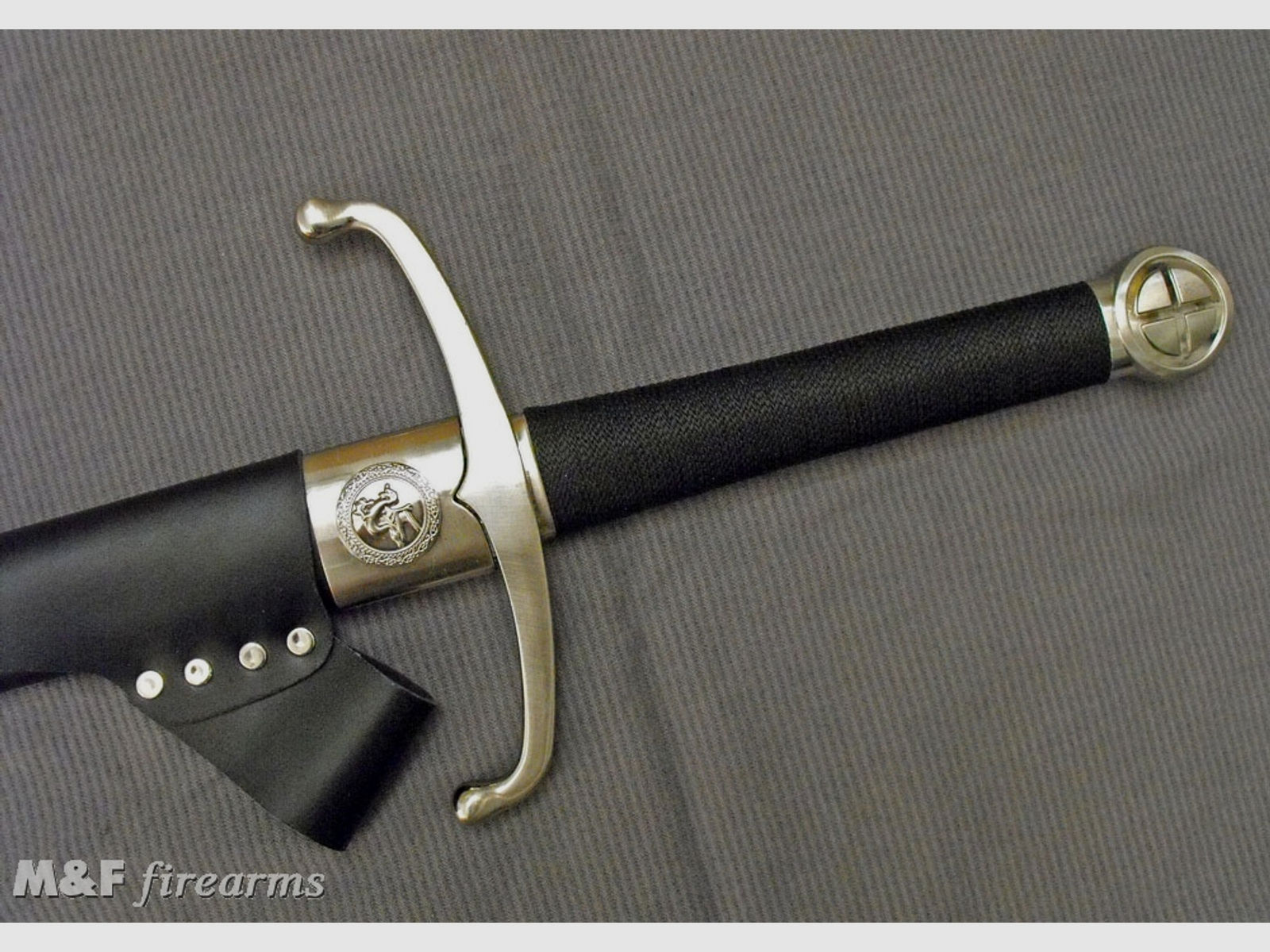 Spätmittelalterliches Schwert "Ritterschwert", Stahl, Repro