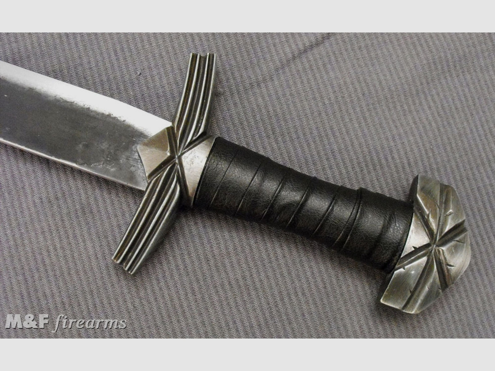 Fantasy Schwert "Kriegerschwert rustikal ", Stahl, ohne Scheide,