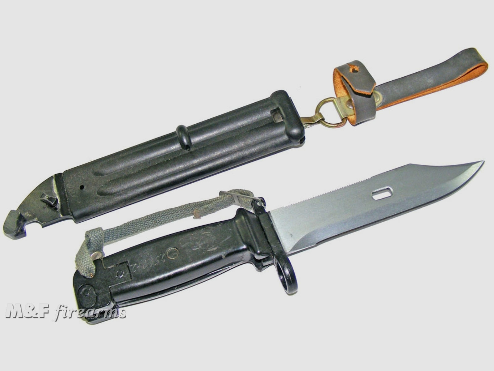 DDR AKM Typ II/ frühes AK 74 Bajonett mit Scheide Typ 2