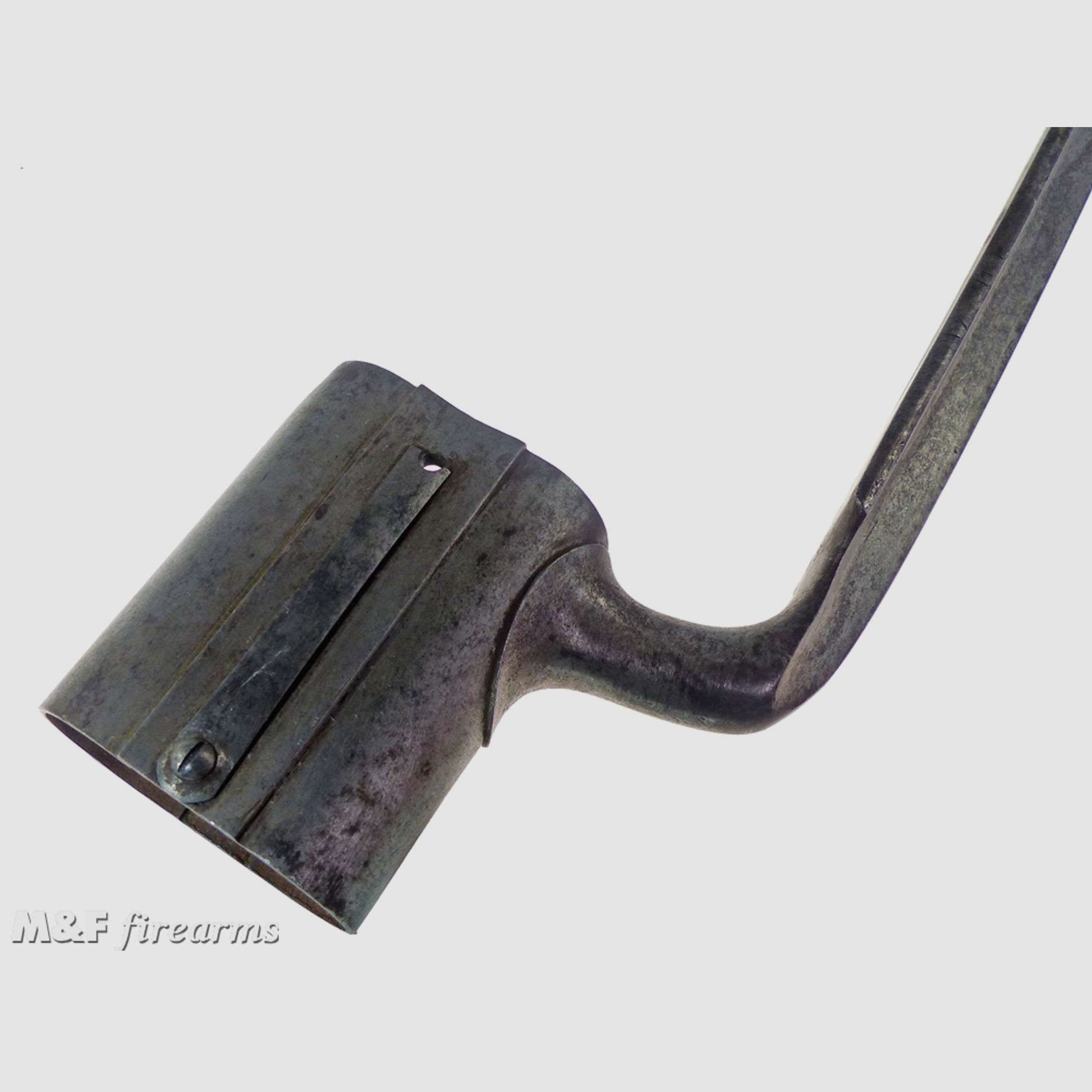 Seltenes Doppellauf Tüllen Bajonett (Dillenbajonett) für Schrotflinte (Querflinte) 19. Jahrhundert Hersteller unbekannt