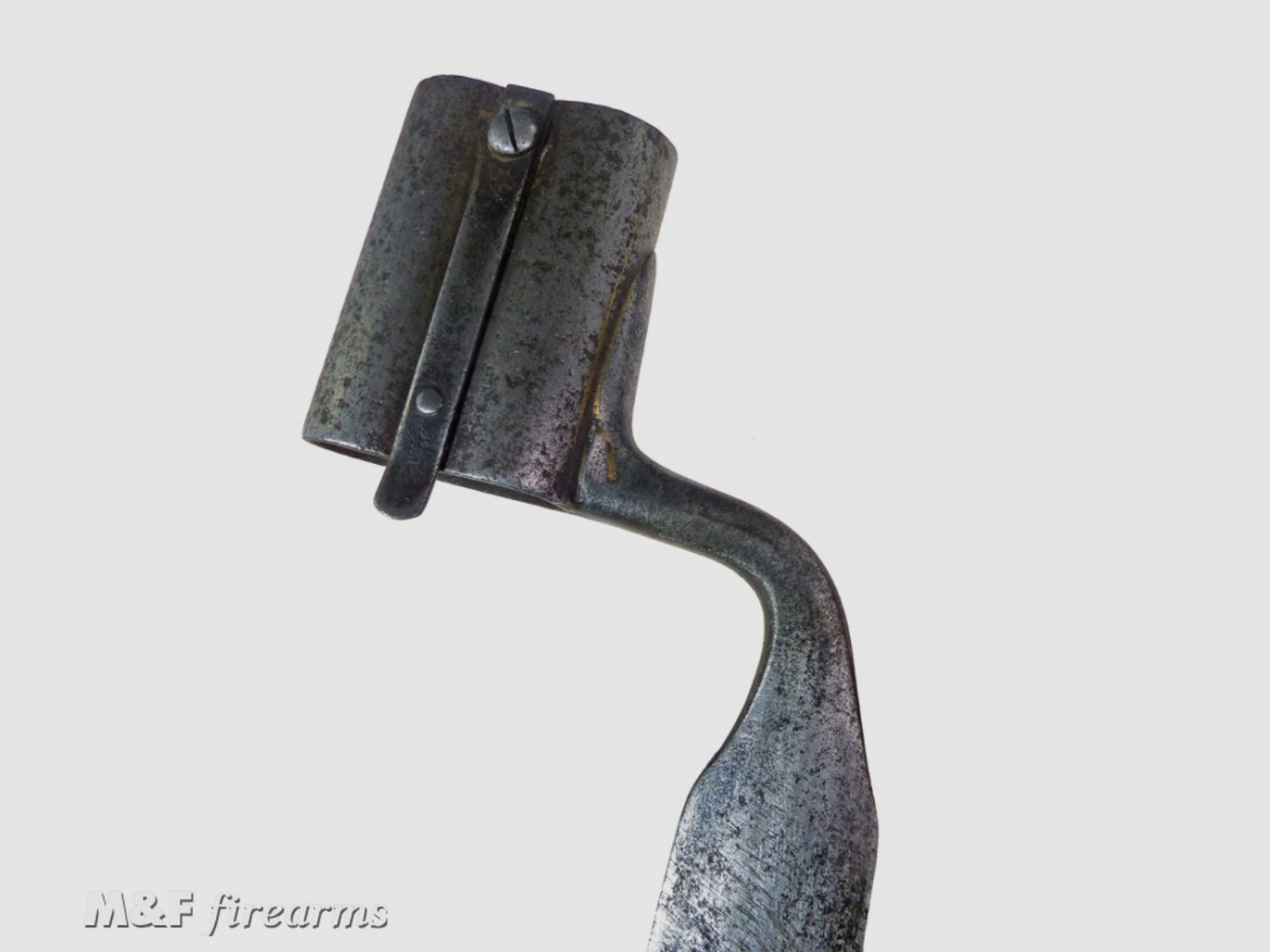 Seltenes jagdliches Doppellauf Tüllen Bajonett (Dillenbajonett) für Schrotflinte (Querflinte) 18. oder 19. Jahrhundert Hersteller unbekannt