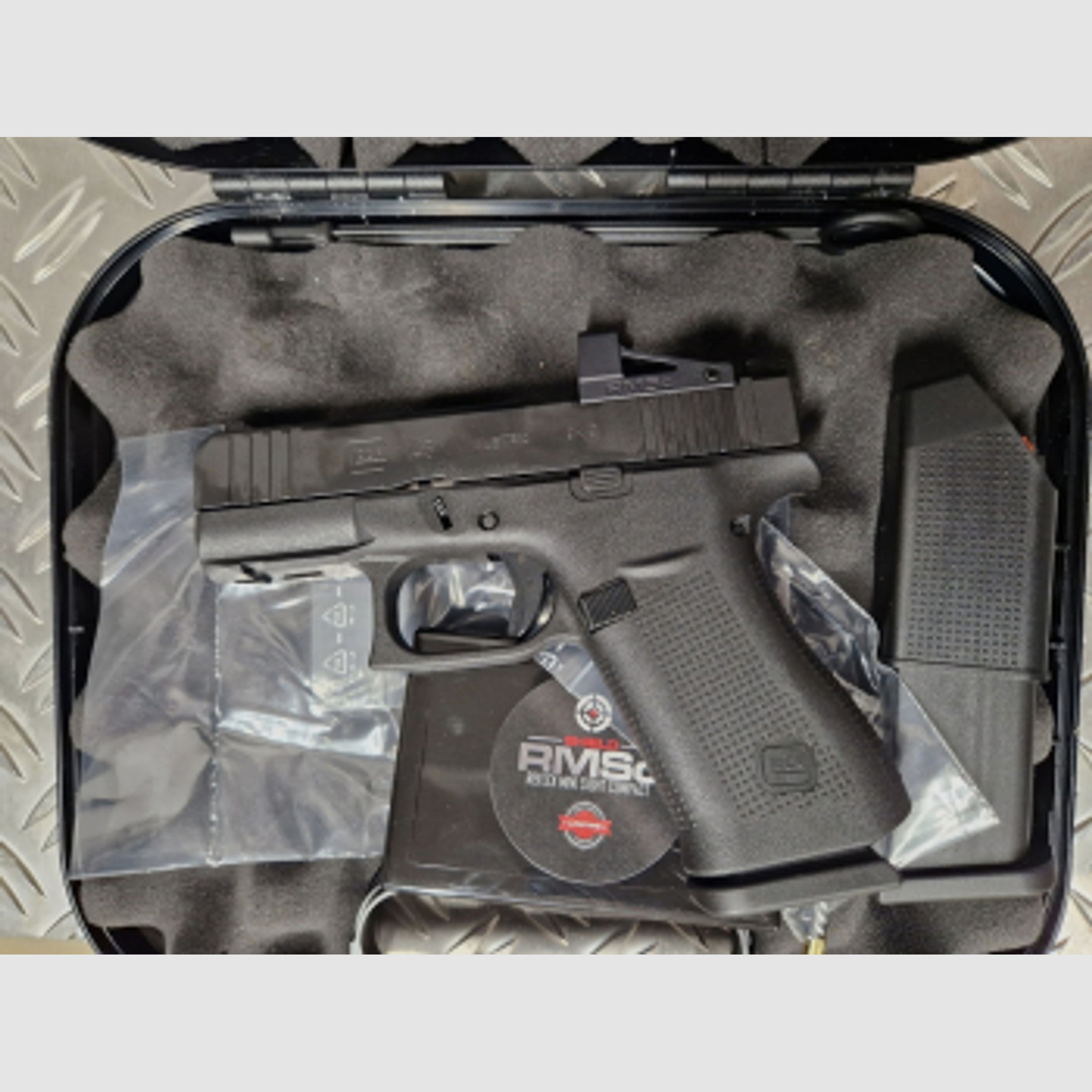 Glock 43 X MOS Shield 9mm Luger