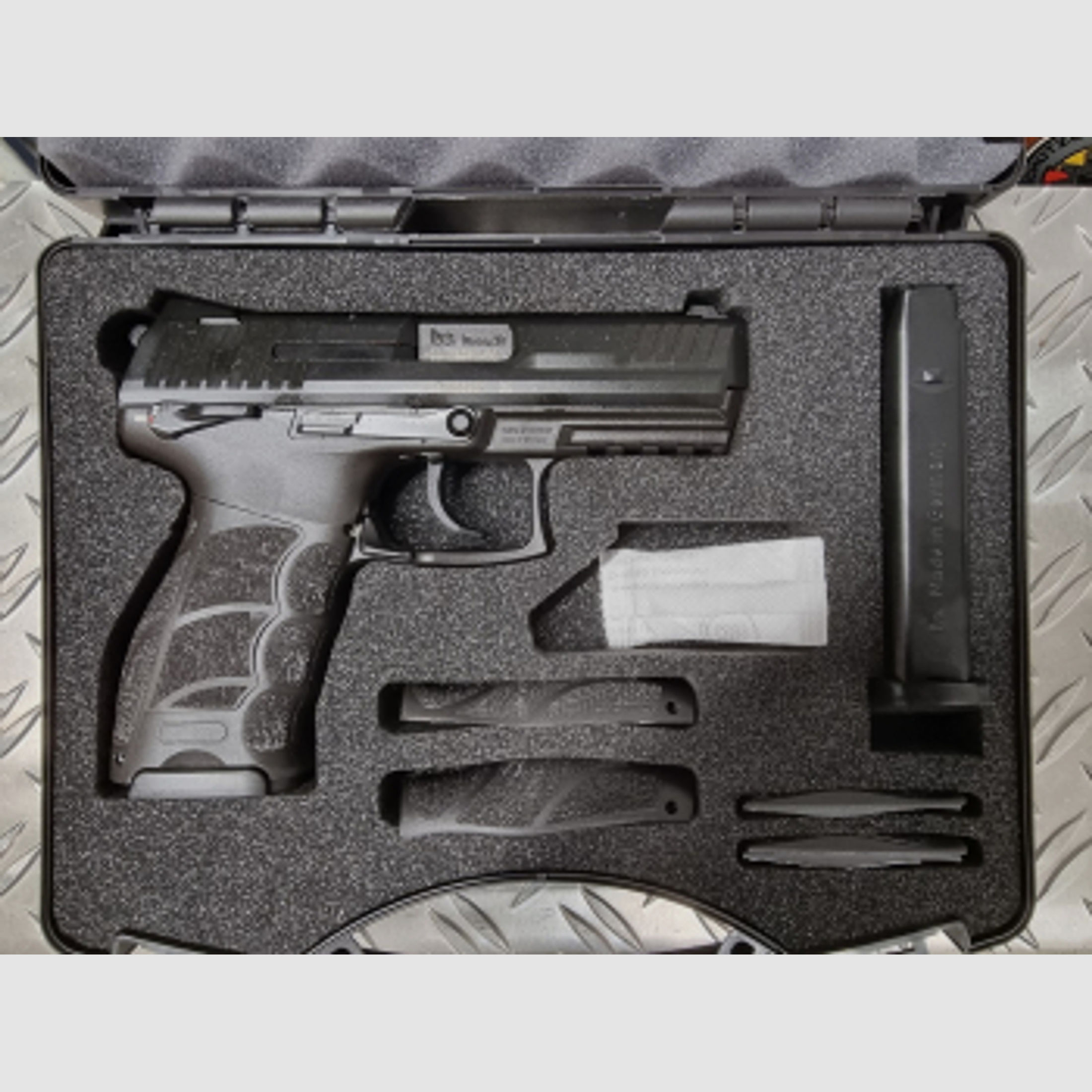 Heckler & Koch P30s 9mm Luger