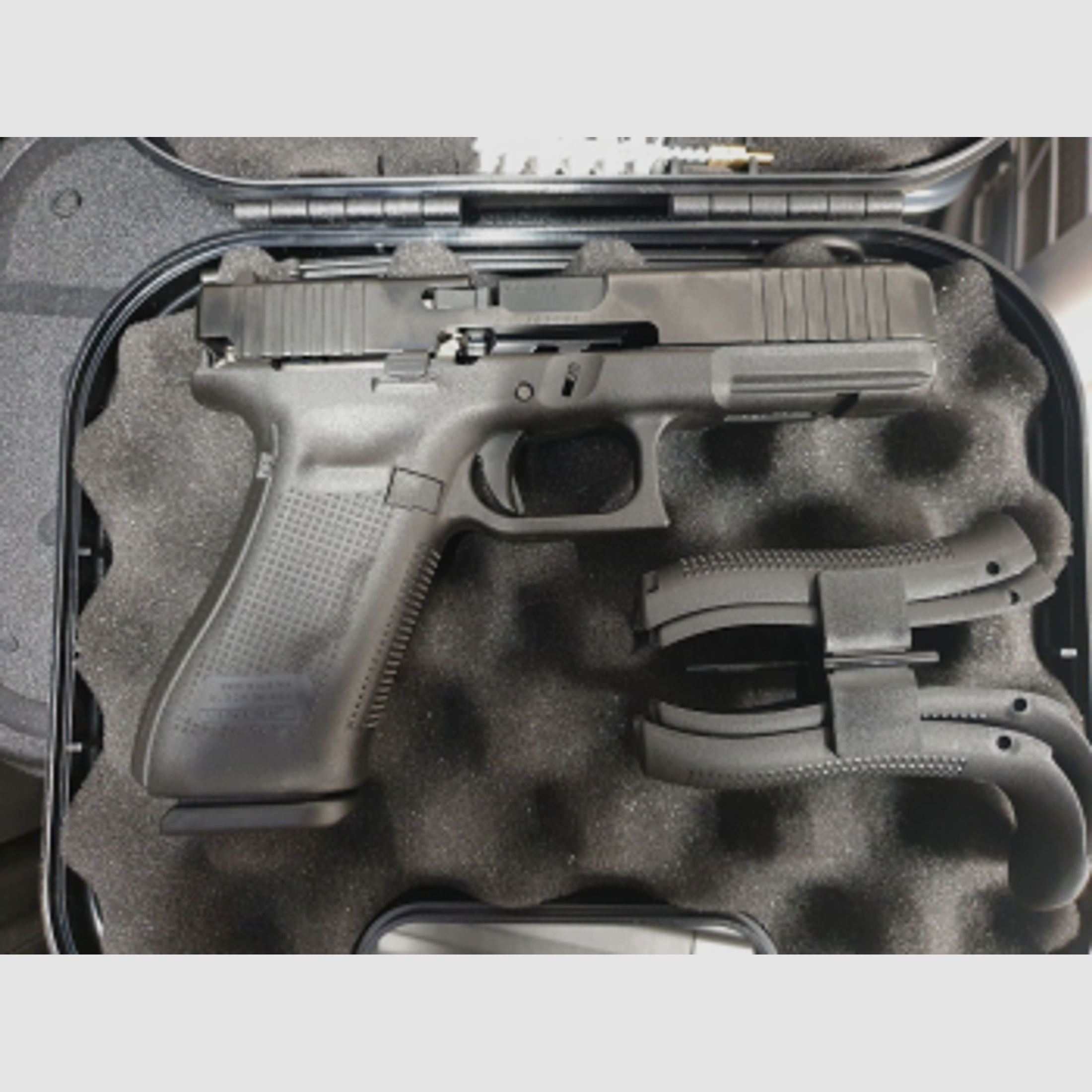 Glock 17 Schnittmodell 9mm Luger