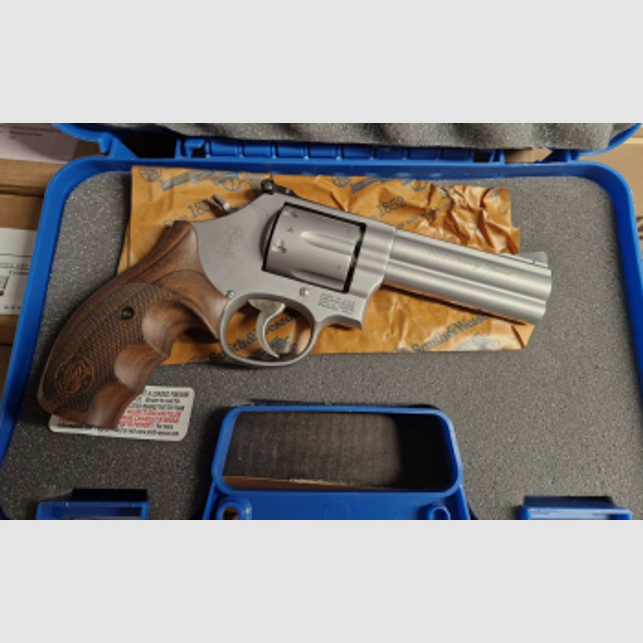 S&W Revolver M686 "Security Special, 4" .357 Mag.