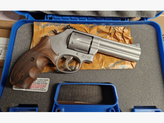 S&W Revolver M686 "Security Special, 4" .357 Mag.