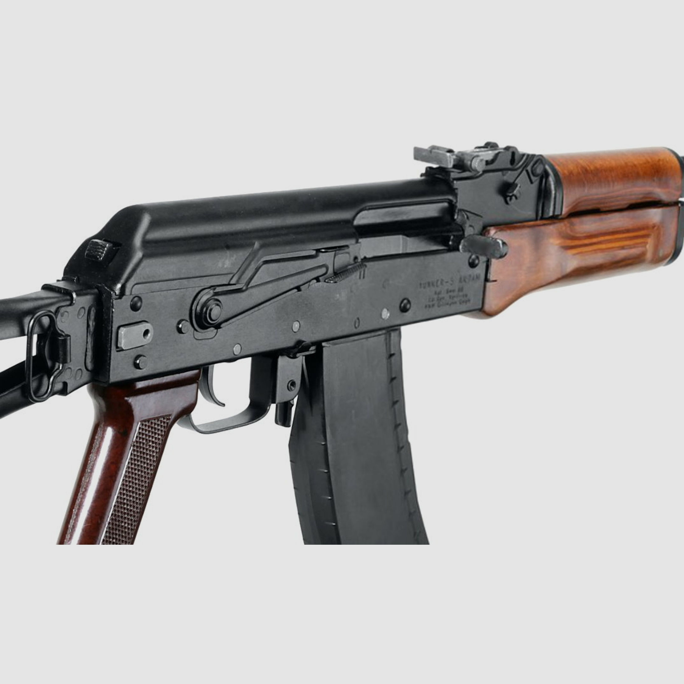 AK105-S CO2 4,5mm Yunker, wie eine Dekowaffe