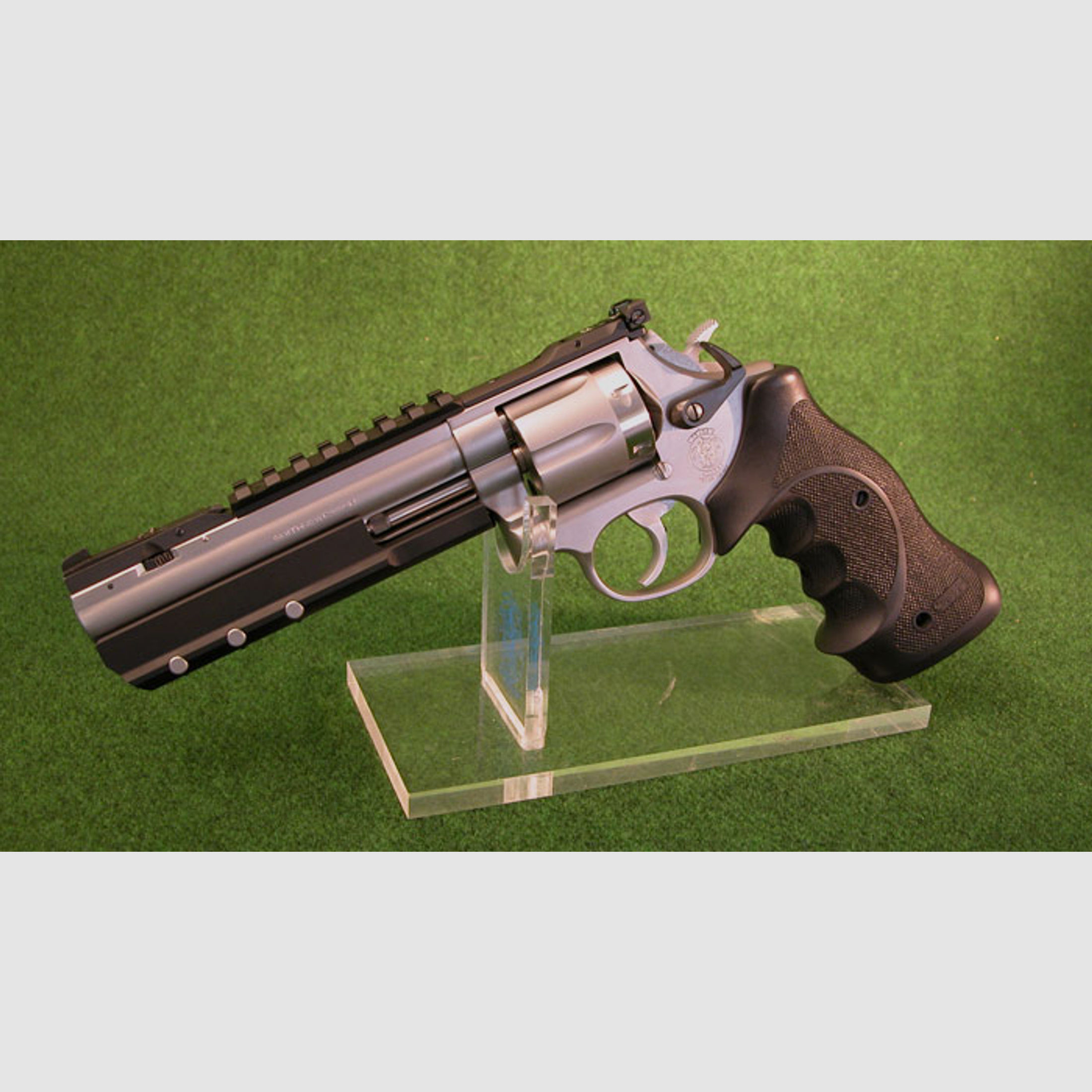 White-Diamond PRACTICAL DUOTONE S&W 686 6"Zoll 357 Magnum