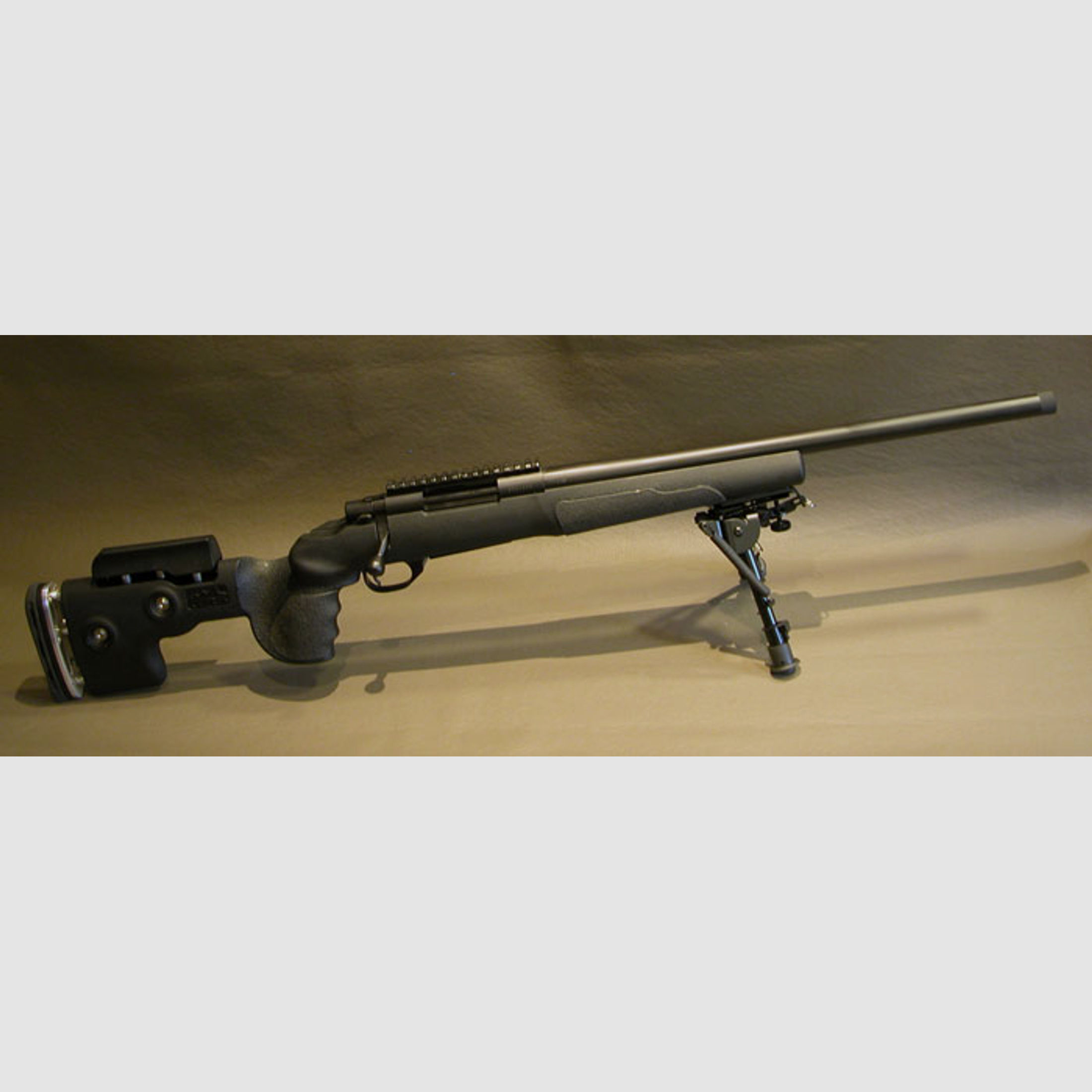 Accuracy HOWA 1500 Kal 308 Win Sniper Custom-Made GRS BERSERK Varmint Schaft Ceracote "Graphite Black"