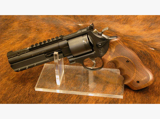 BLACK CUSTOM PRACTICAL TARGET S&W Mod. 29-5, 6"Zoll .44 Magnum