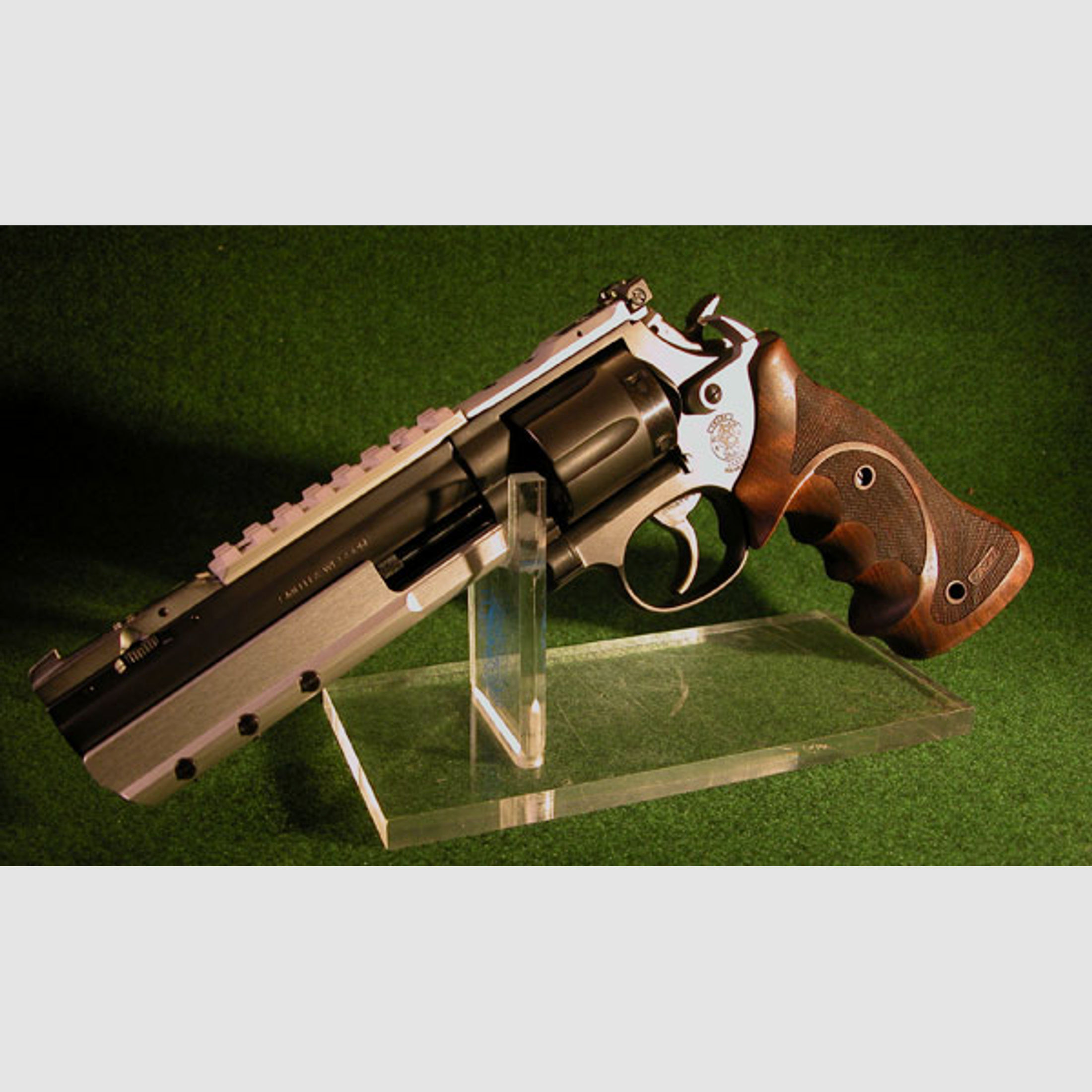 Black-Diamond PRACTICAL DUOTONE S&W 586  6"Zoll 357 Magnum