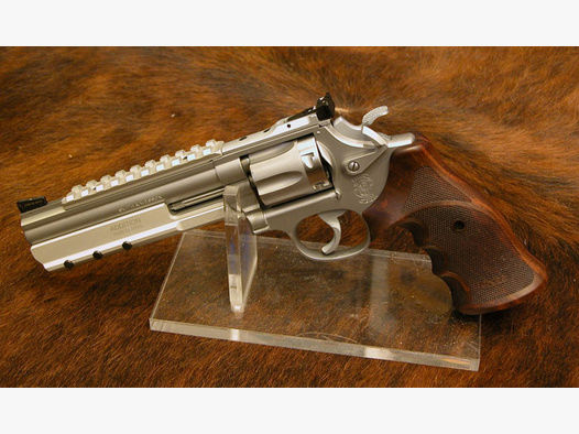 Smith & Wesson 617 CUSTOM TARGET PRO-PLUS-II .22 lfb S&amp;W 617  6"Zoll - .22 l.r.