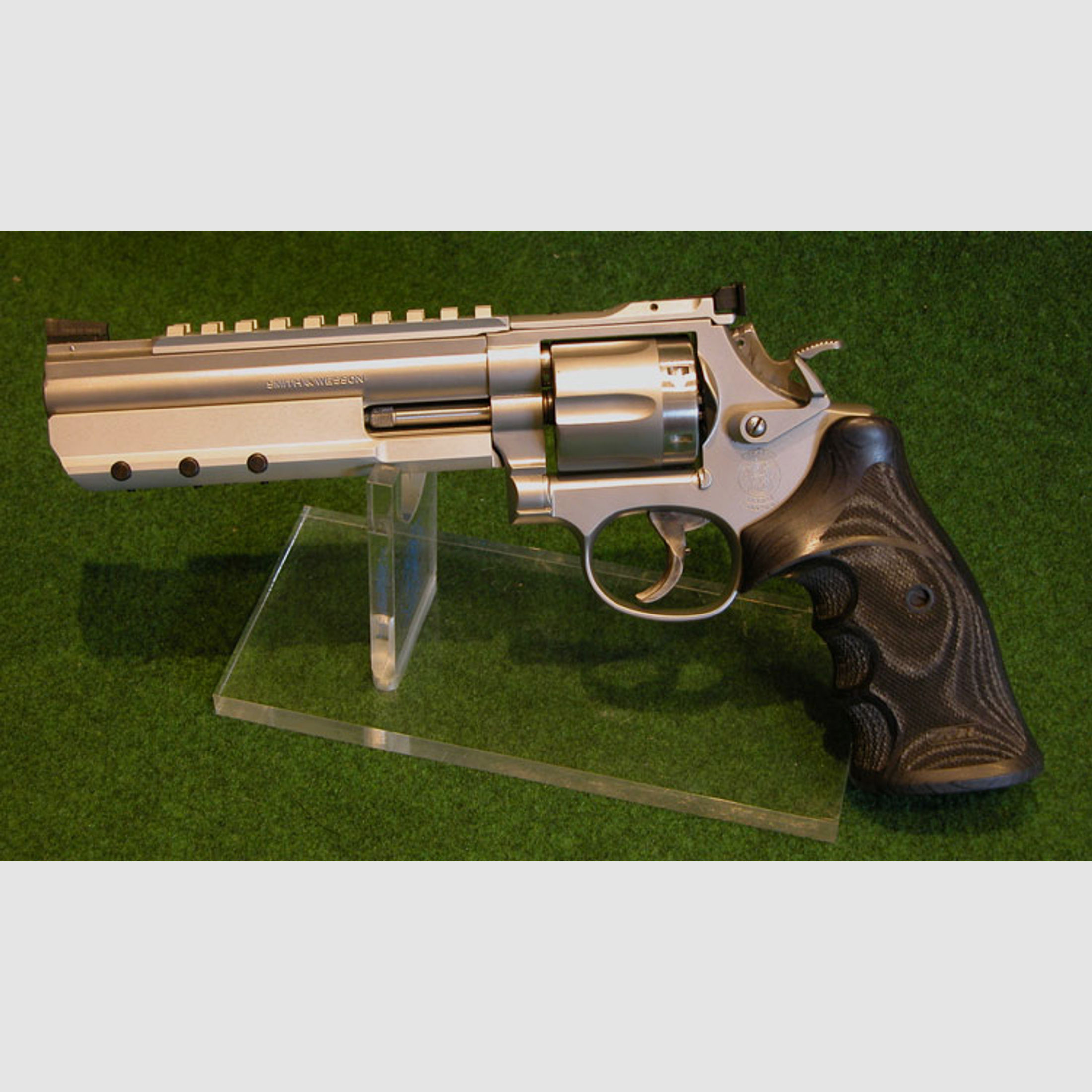 Smith & Wesson 686 -4 "GRAND CUSTOM TARGET PRO-PLUS" .357 Magnum