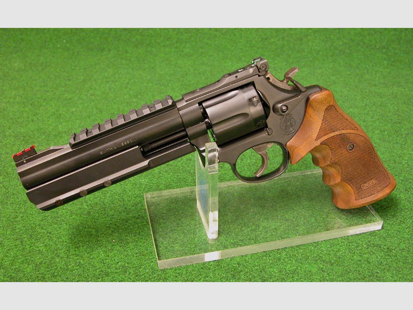 BLACK-DIAMOND LIGHTNING TARGET S&W 586 6"Zoll 357 Magnum