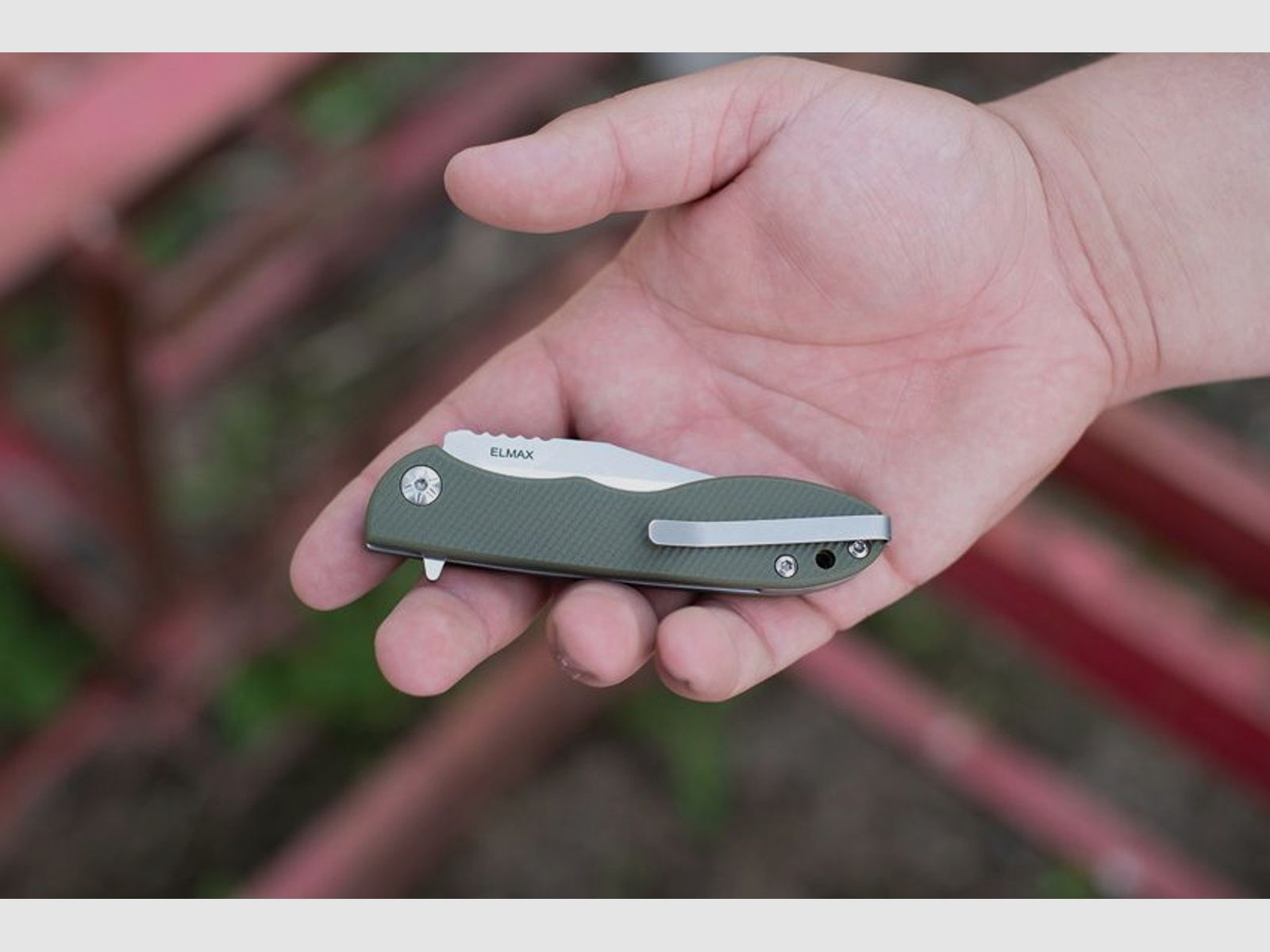 Mini-Scandi-Messer, satinierte Elmax-Clip-Point-Klinge, gefräste grüne G10-Griffe | 96419