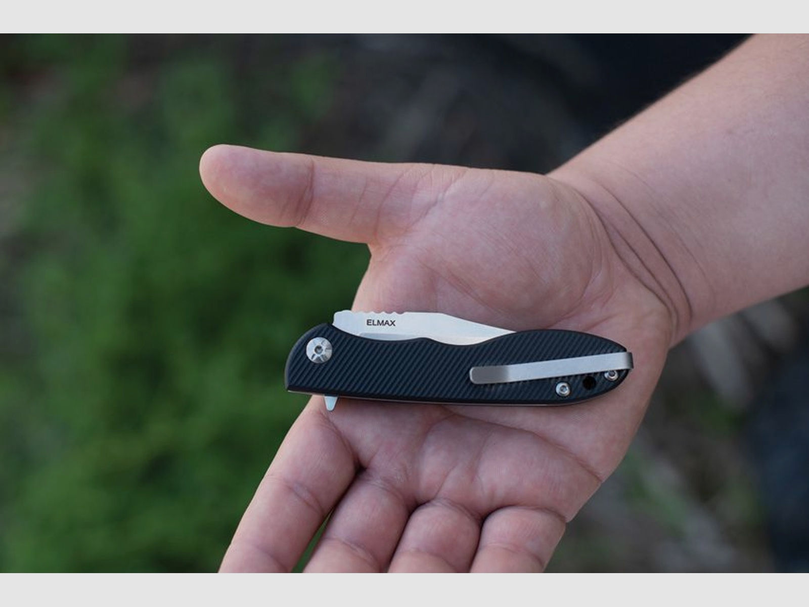 Mini-Scandi-Messer, Elmax-Satin-Clip-Point-Klinge, gefräste schwarze G10-Griffe | 96418