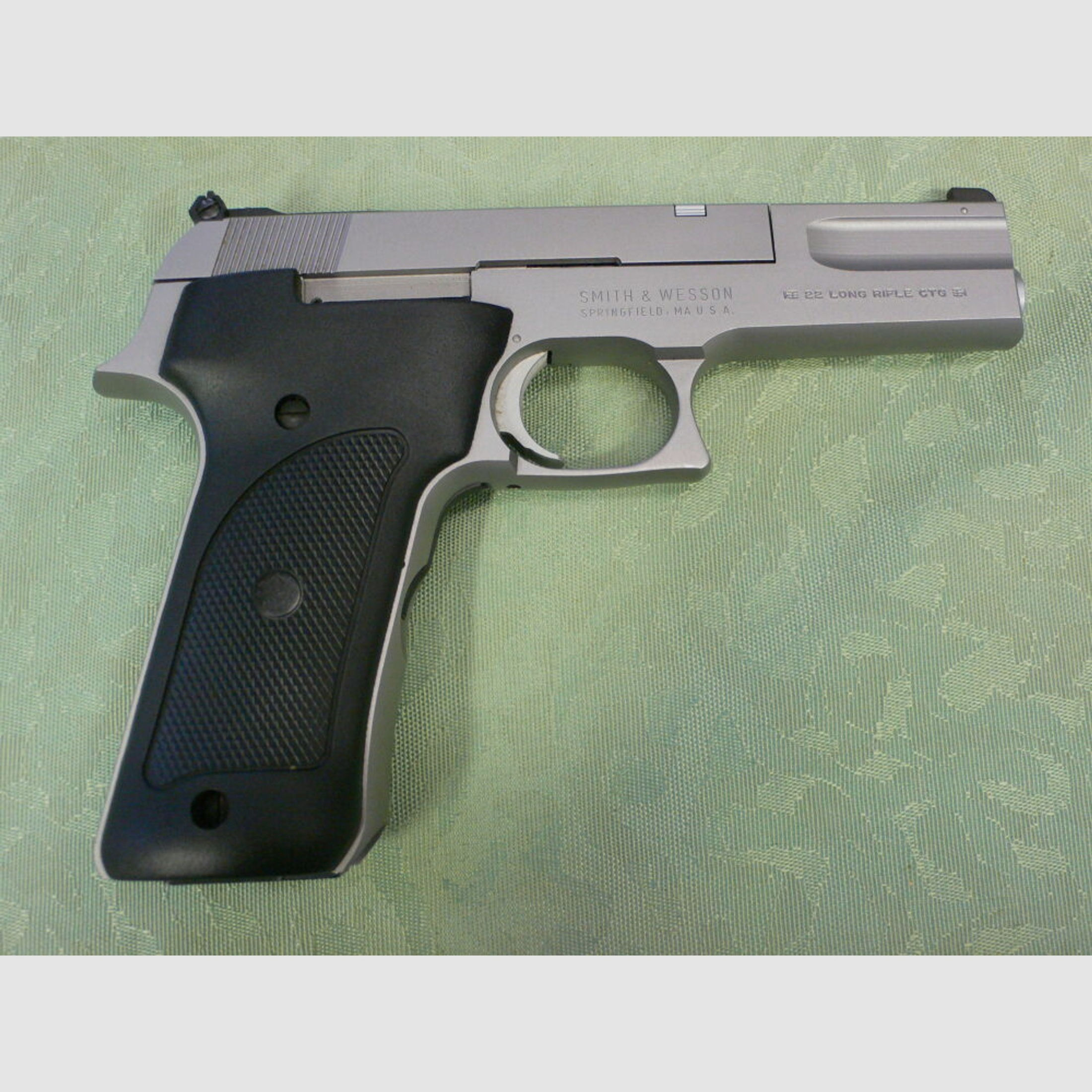 Smith&Wesson	 Mod.2206