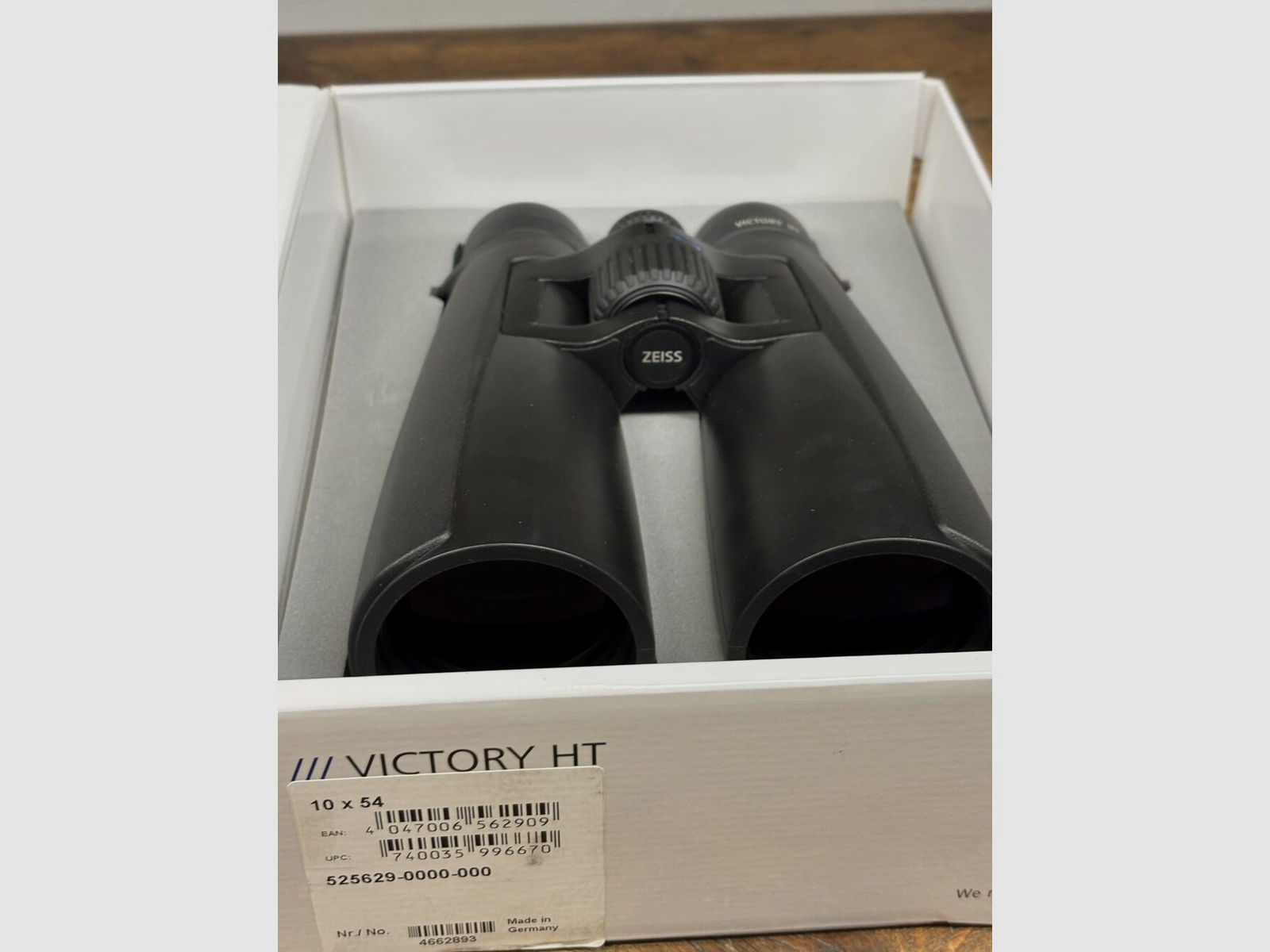 Zeiss	 Victory HT 10x54