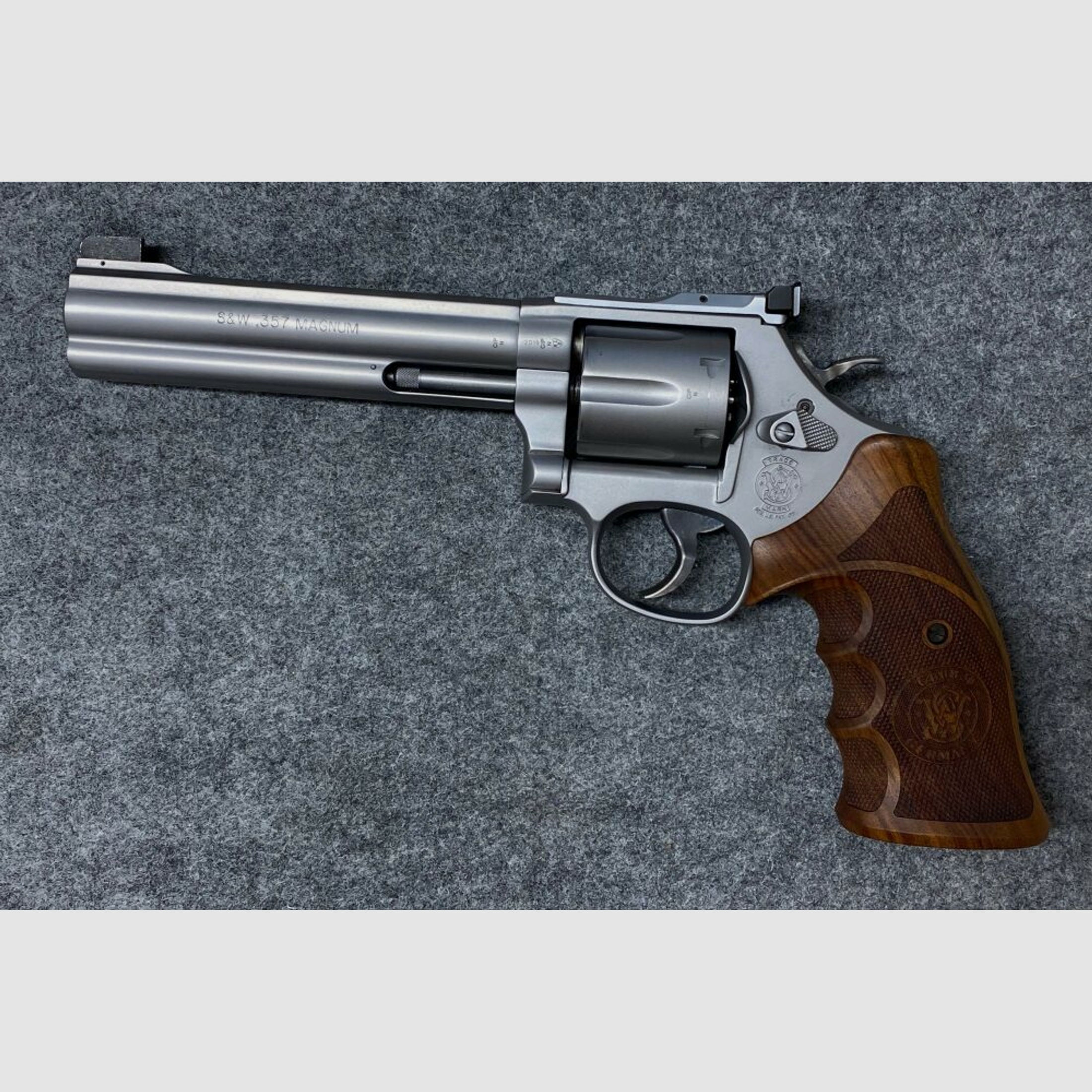 Smith & Wesson 686 Target Champion	 .357Mag