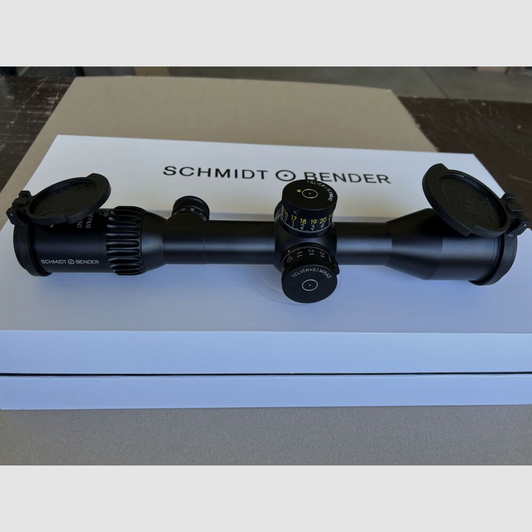 Schmidt & Bender	 Schmidt & Bender 3-20x50 PM II Ultra Short LP MSR2 1 cm cw DT II+ MTC LT 667-911-822-M3-I6