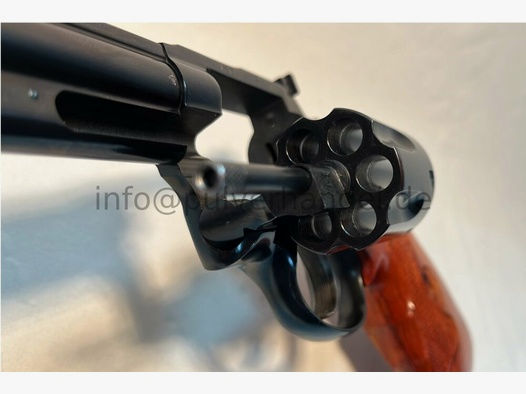 Revolver  669 in .357 Magnum Micrometervisierung Sportgriff Holz Neuwertig	 .357Mag