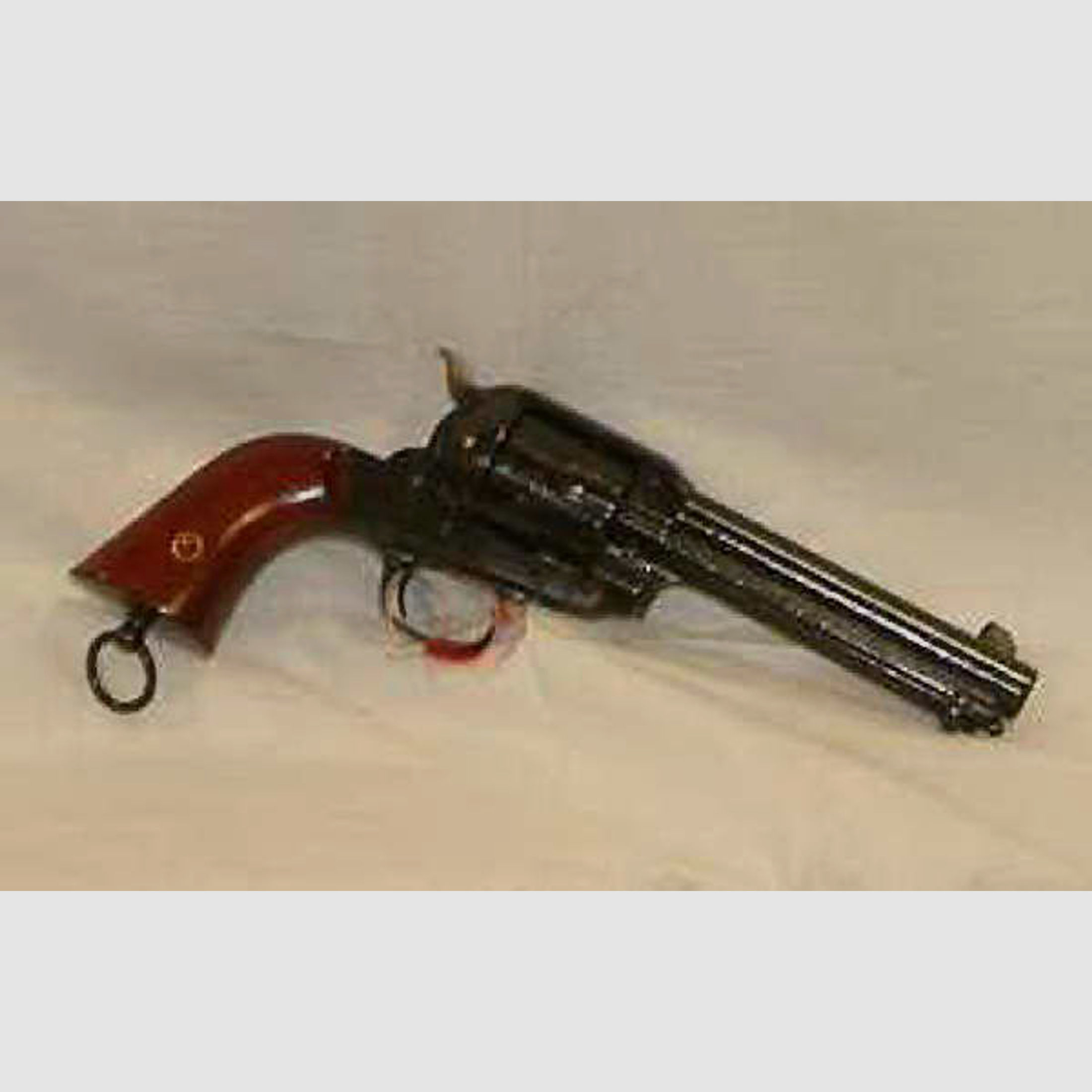 Hege - Uberti - Italien	 Remington 1890 Police 5 1/2"