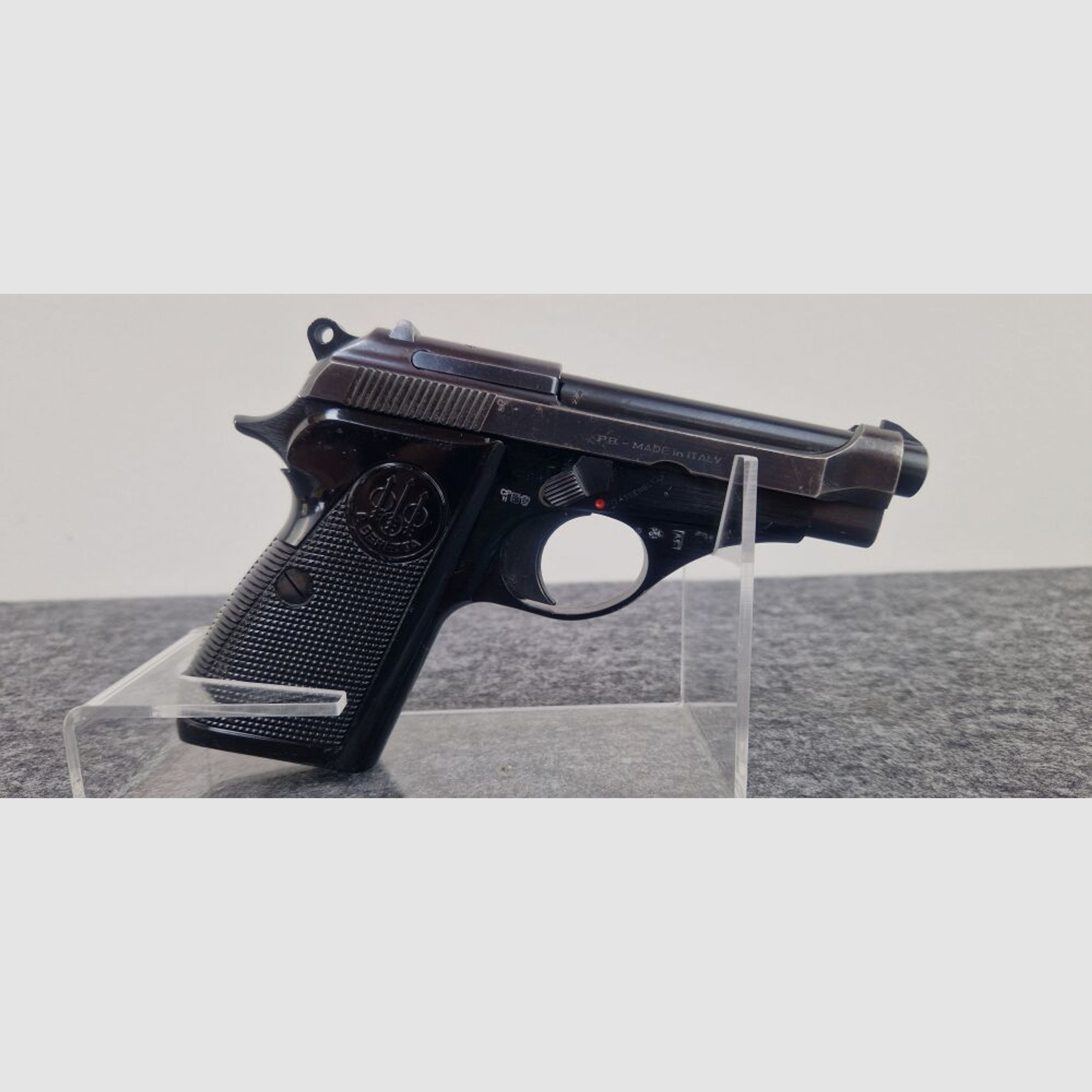 Beretta	 Pistole Beretta M-70/71 - .22 lfb