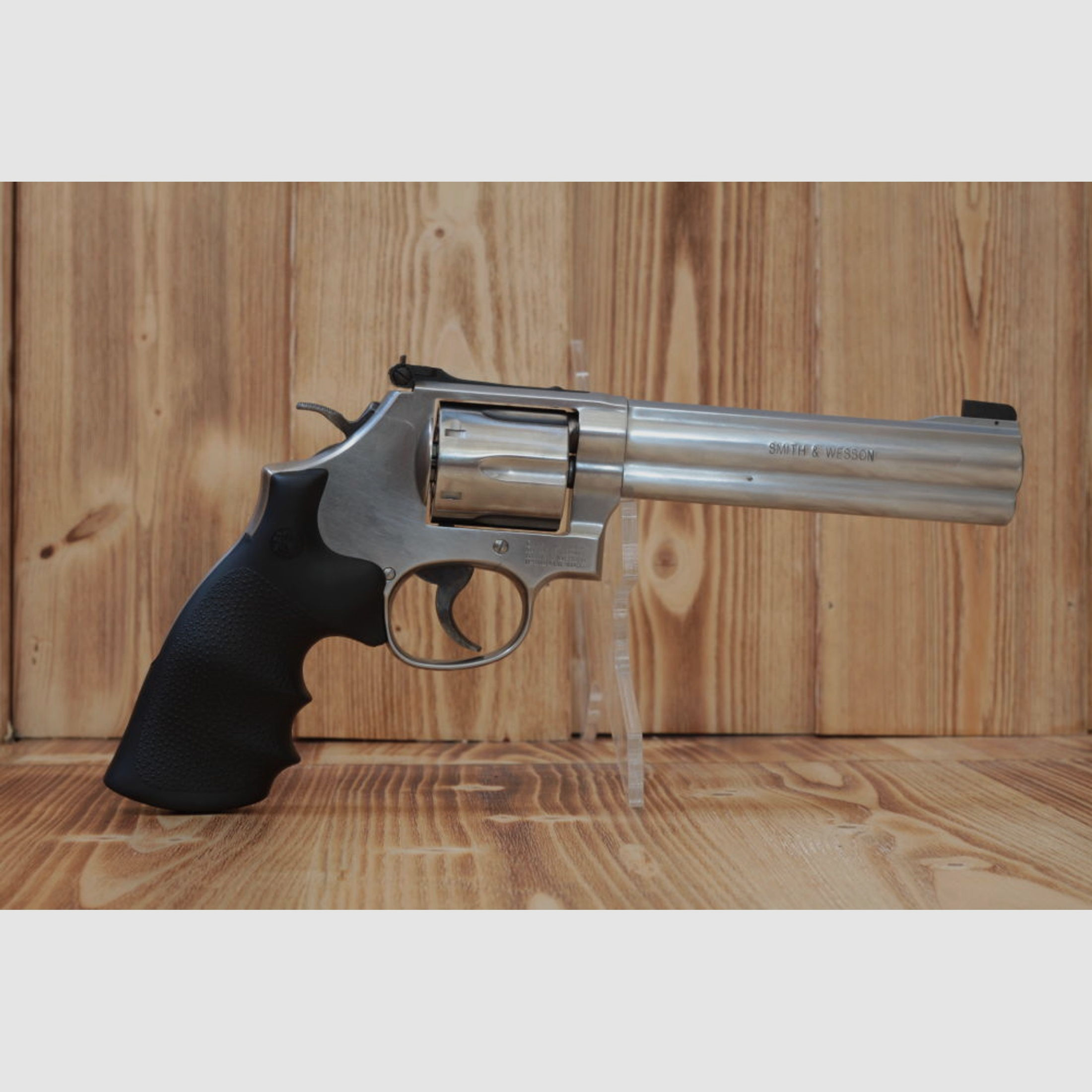 Revolver Smith & Wesson	 Modell 686-6  Kal. .357 Magnum