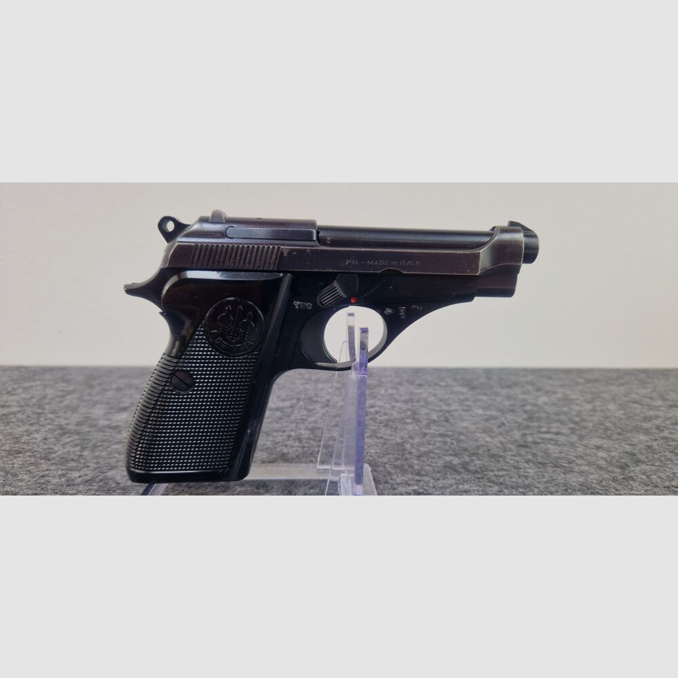 Beretta	 Pistole Beretta M-70/71 - .22 lfb