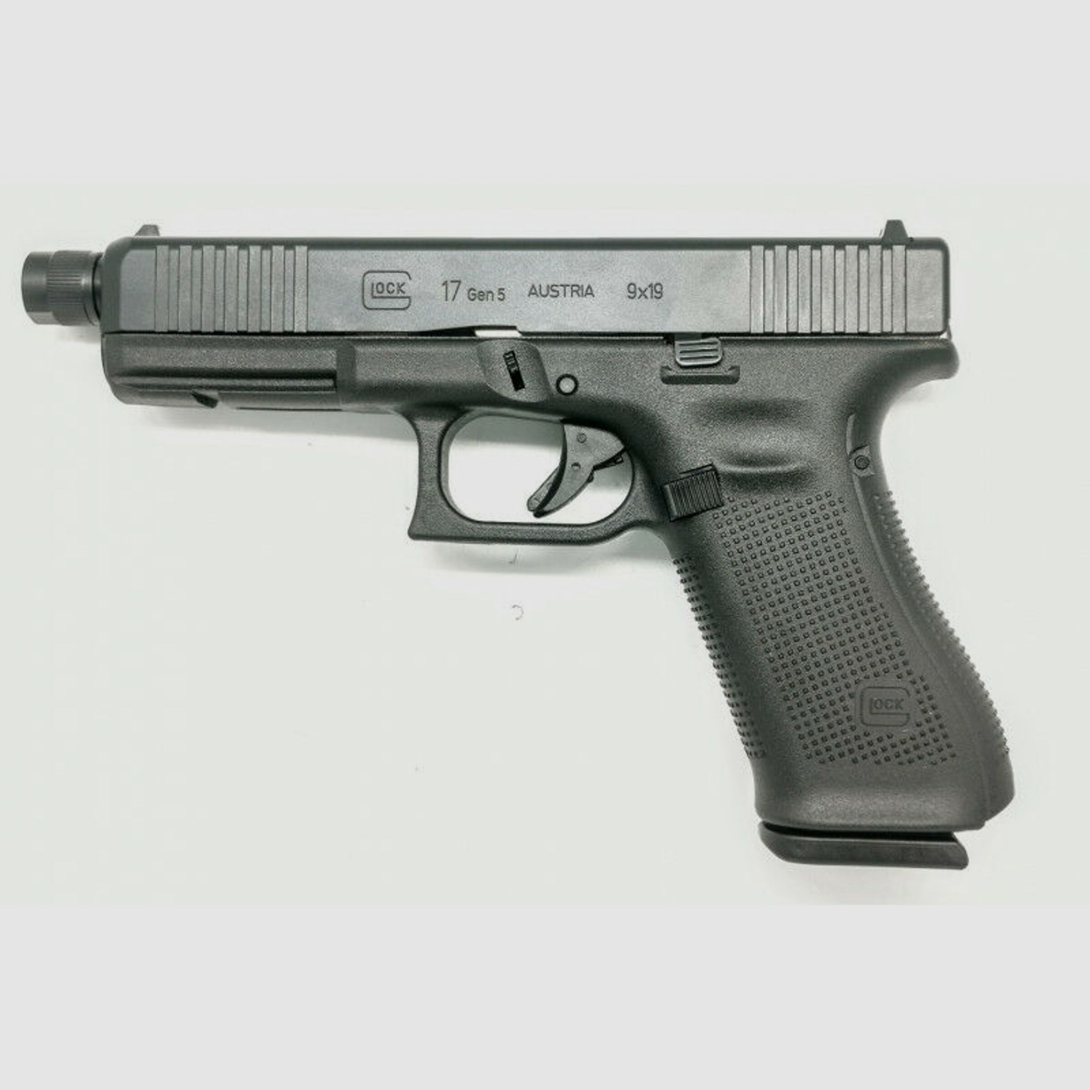 Glock	 Glock 17 Gen. 5 - 9 mm Luger mit Gewindelauf