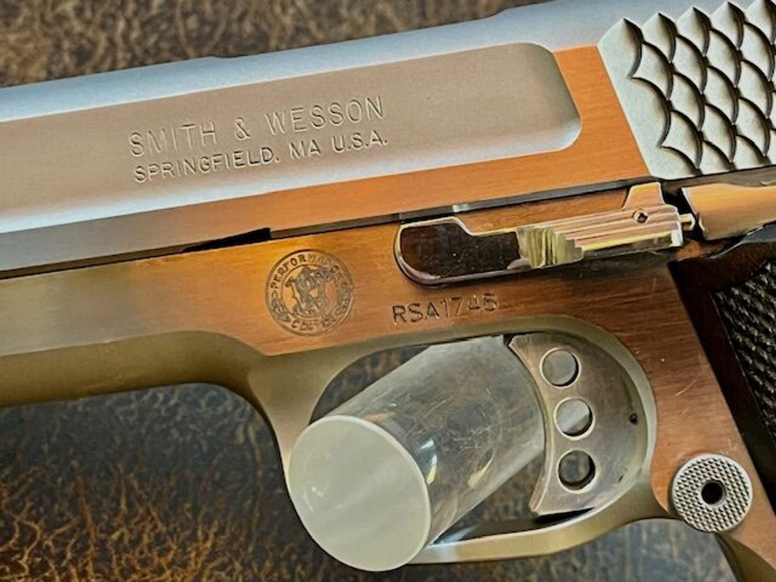 Smith & Wesson	 945PC