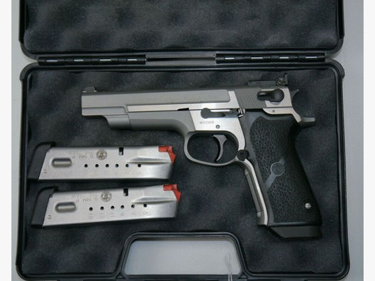 Smith & Wesson	 5906 Performance Center