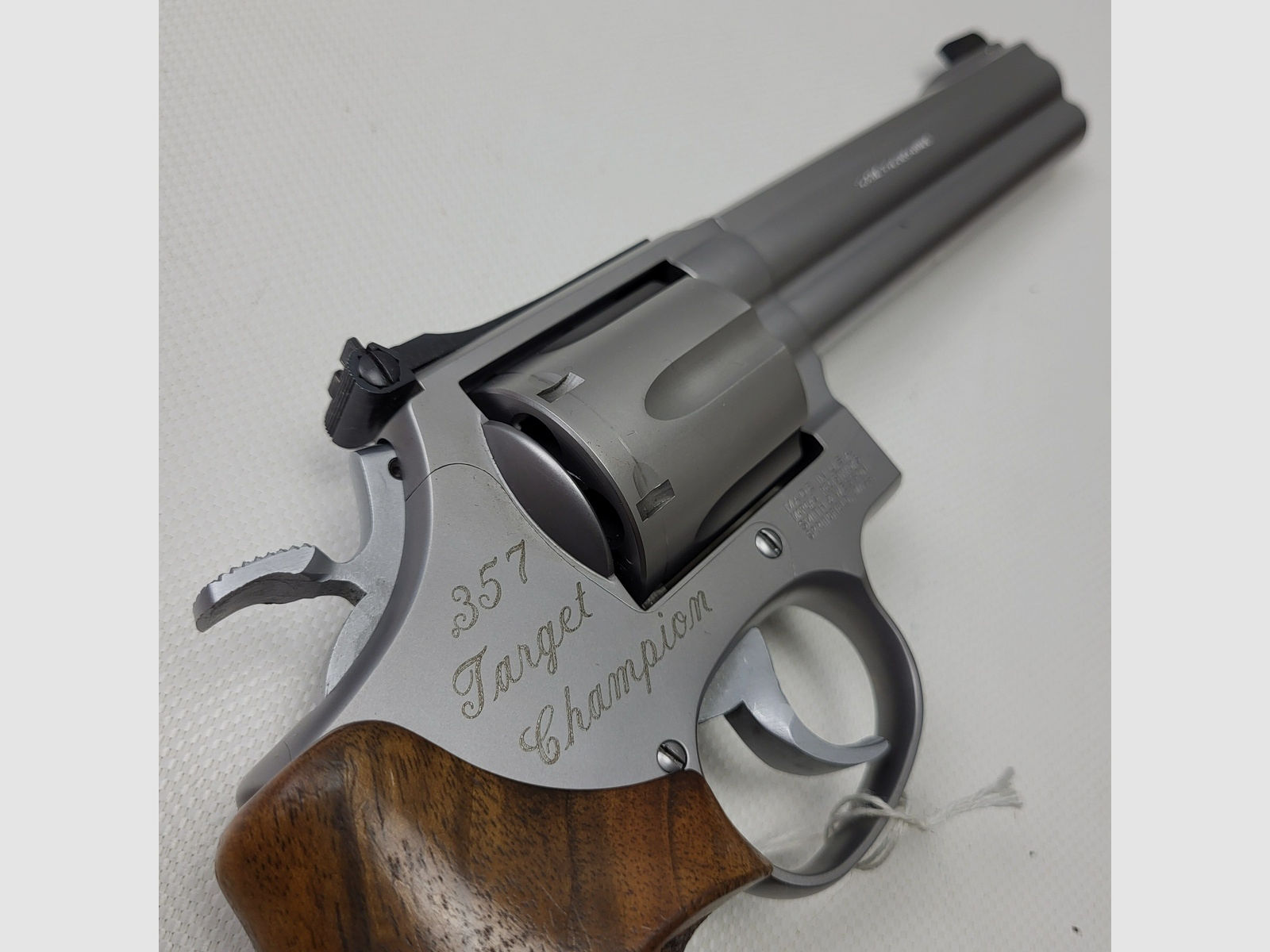 Smith and Wesson	 686-4 Target Champion