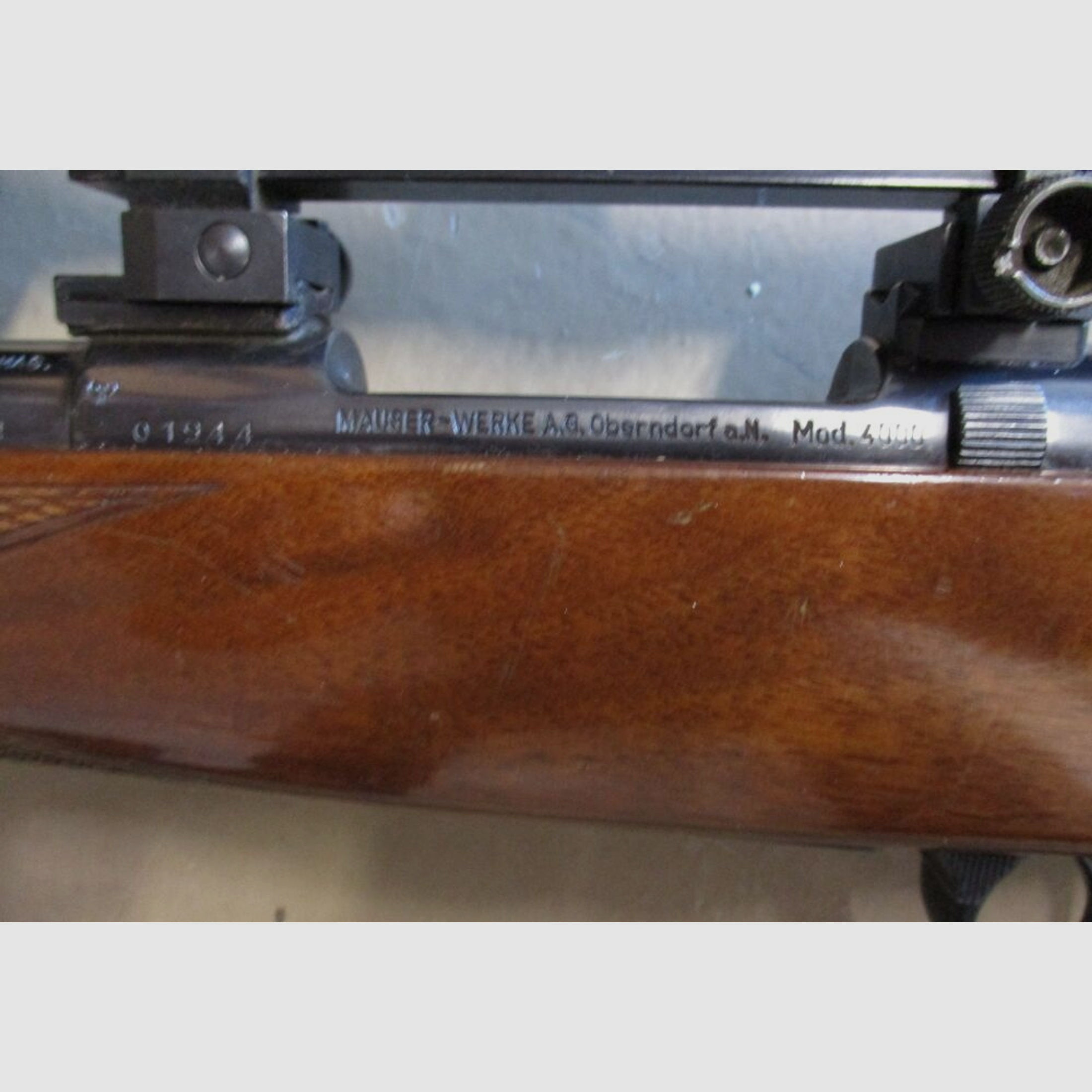 Repetierbüchse Mauser 4000 mit Zielfernrohr Tasco 6x40	 4000