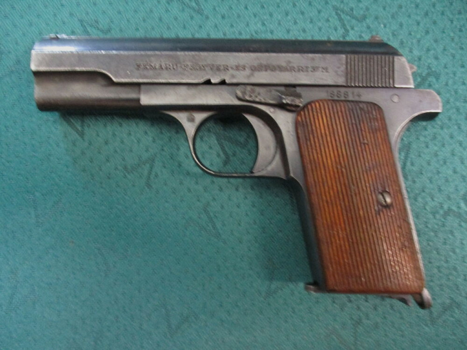 Pistole Femaru Ungang P37 9mm Broning kurz	 P37
