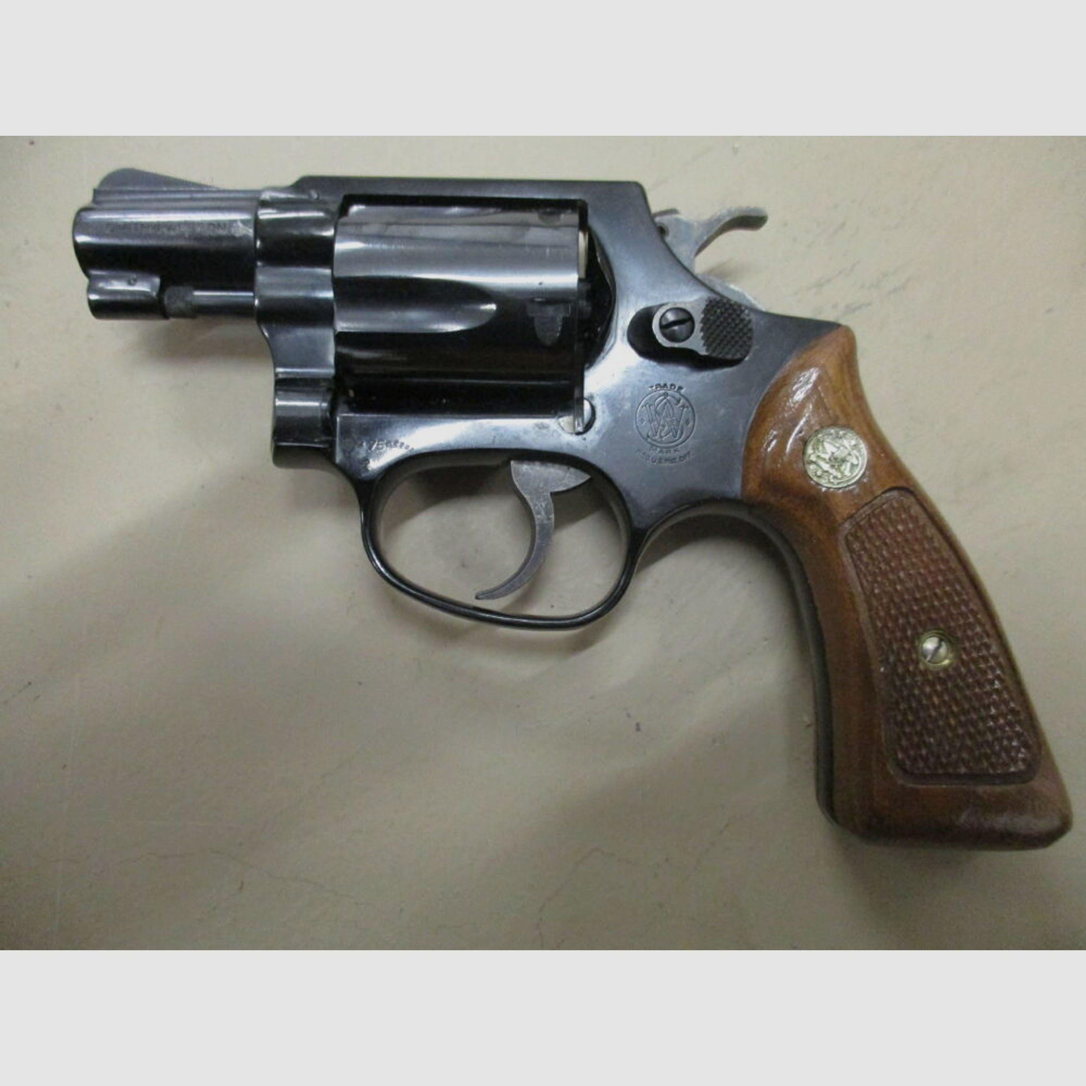 Revolver S&W Modell 37 2 Zoll	 37